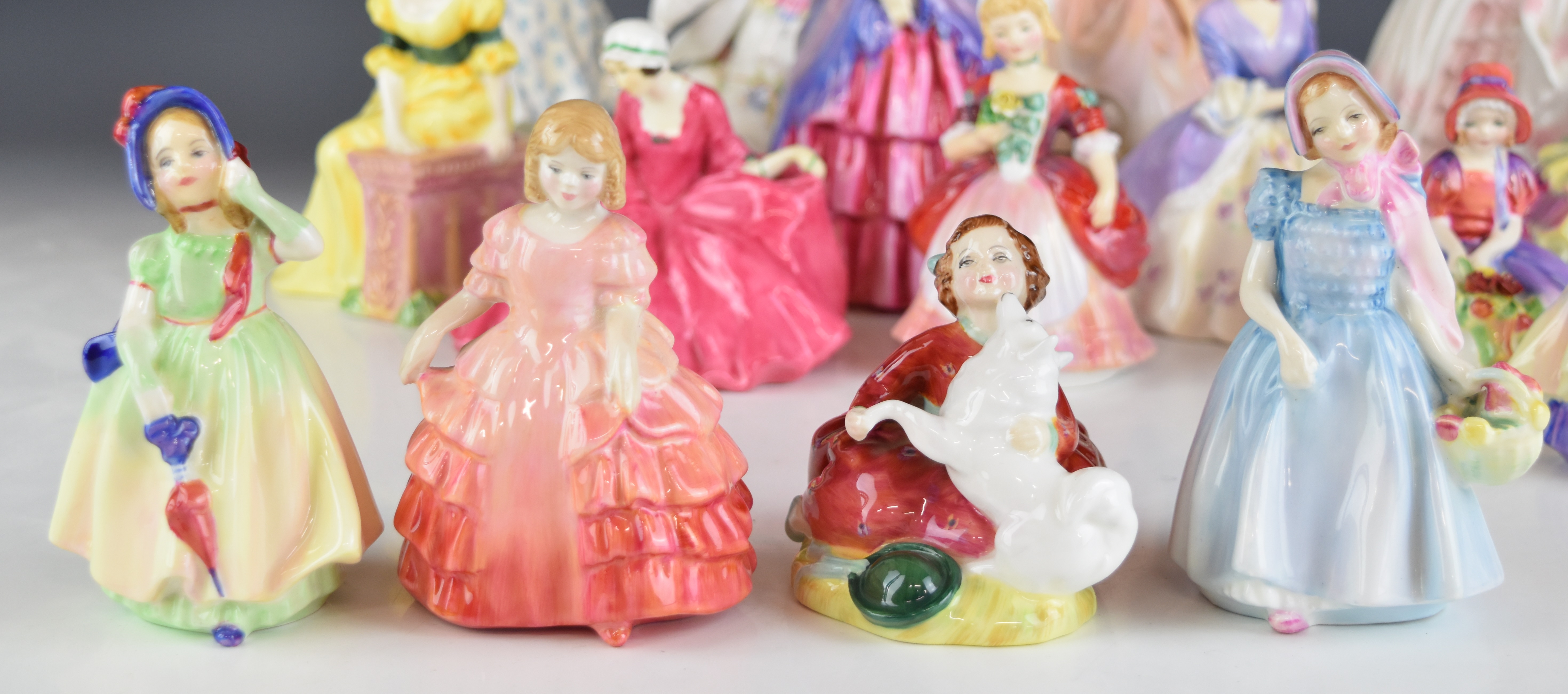 Large collection of Royal Doulton, Royal Worcester and Coalport figurines with limited edition and - Image 9 of 14