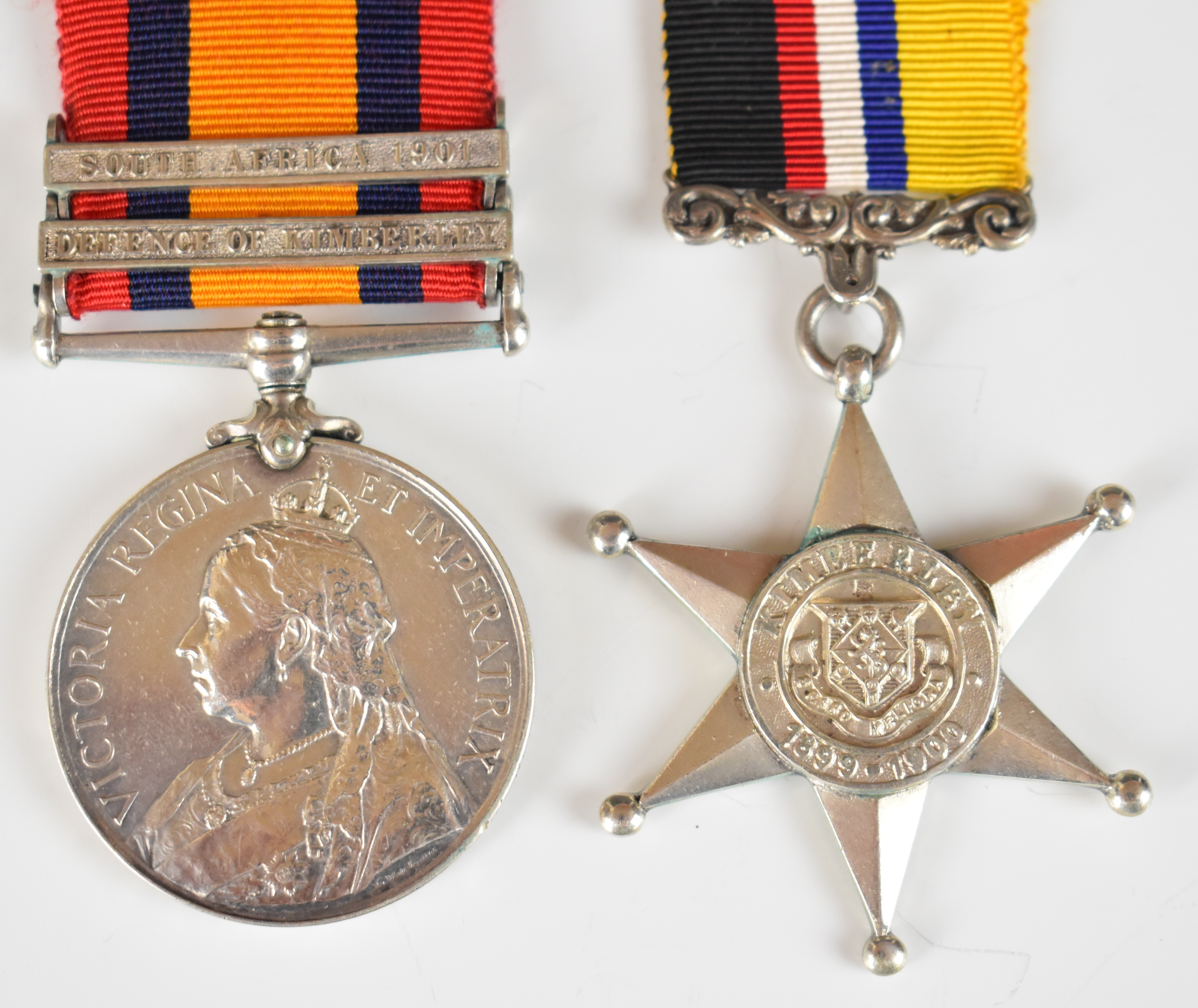 Queen's South Africa Medal with clasps for Defence of Kimberley and South Africa 1901 named to 828 - Image 2 of 22