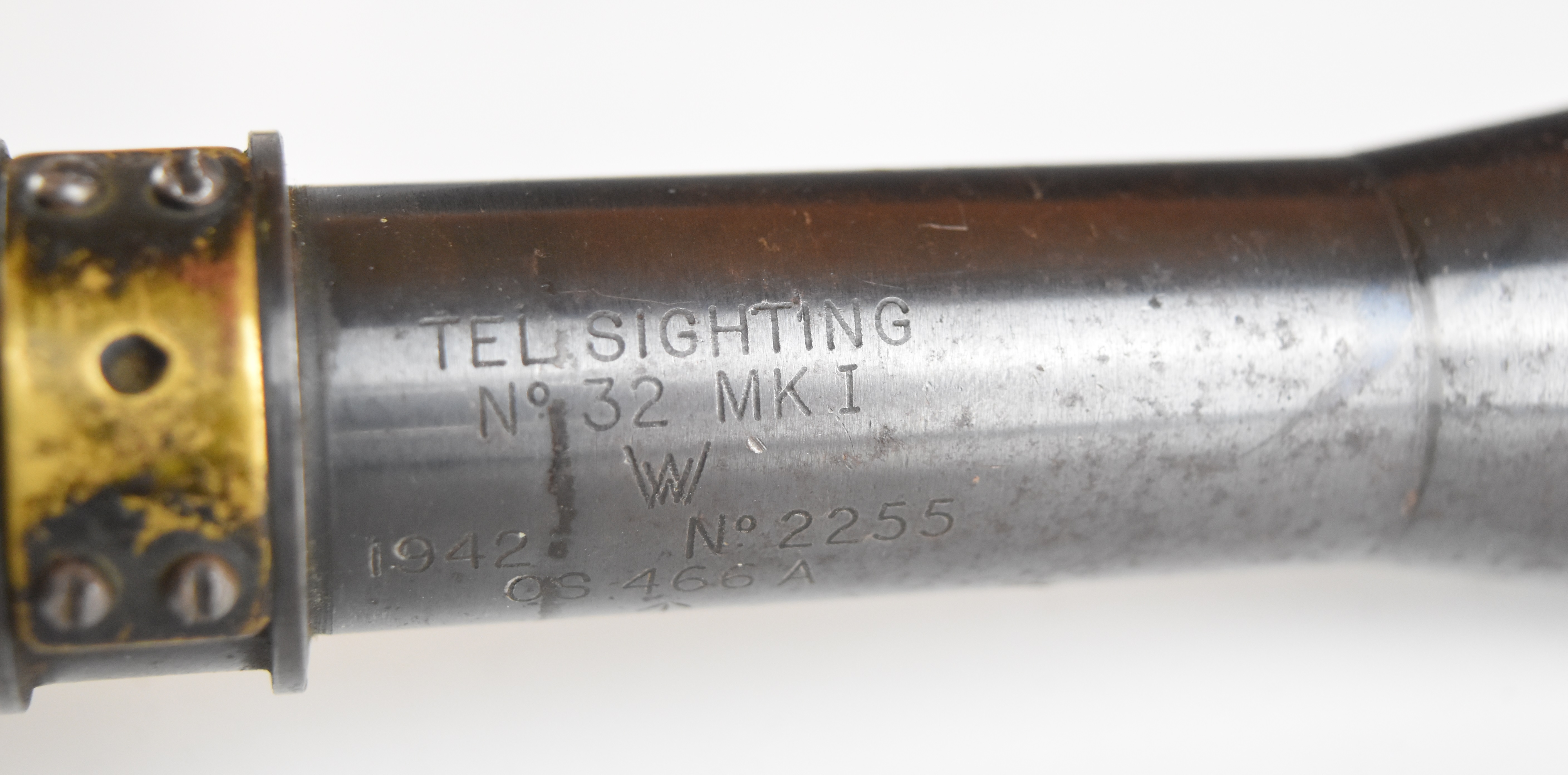 WW2 No. 32 Mk I Lee-Enfield adjustable sniper rifle scope stamped 'Tel Sighting No 32 MK I 1942 No - Image 6 of 9