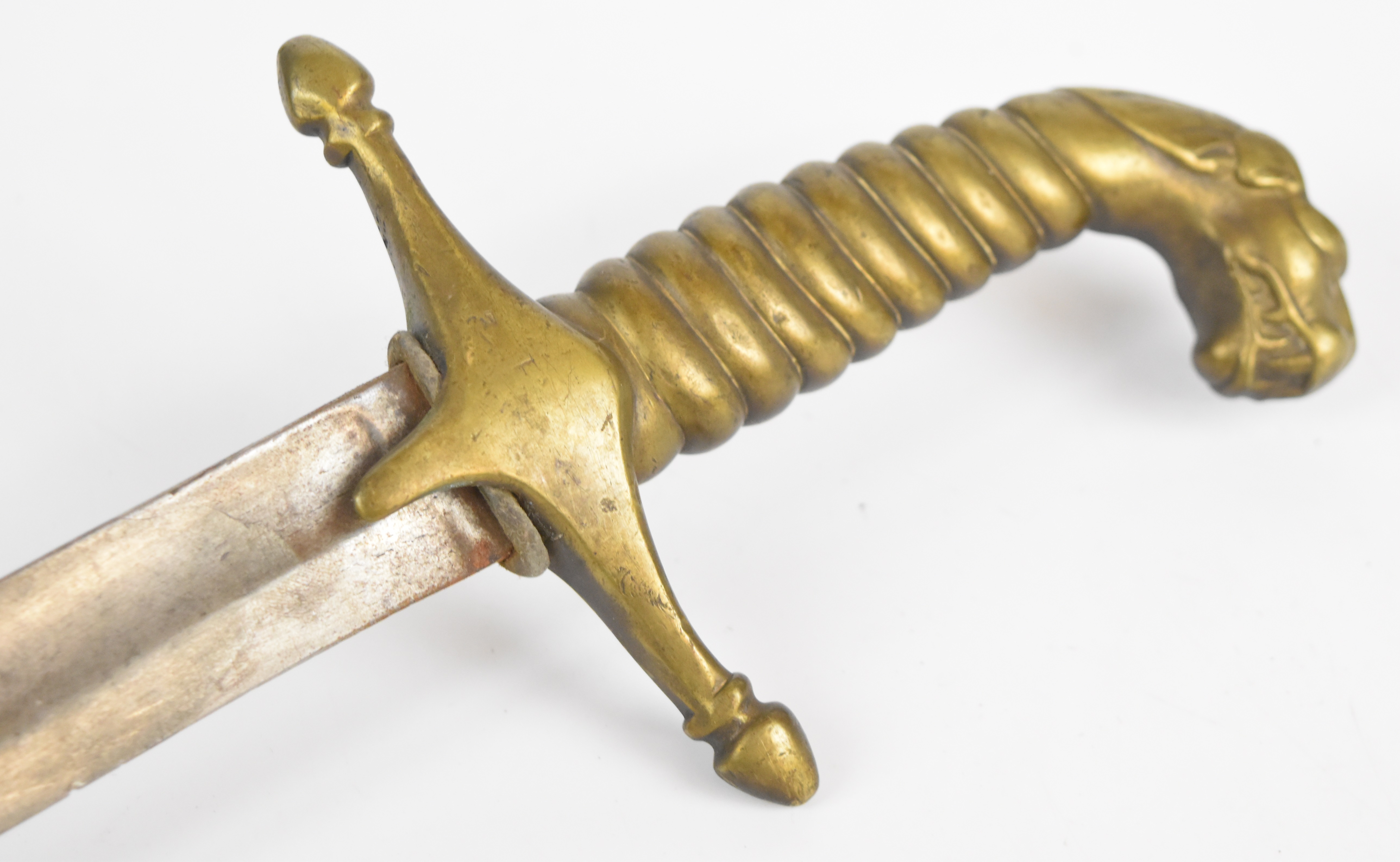 Naval type dirk with lion head pommel, brass grip and crosspiece, 50cm fullered single edged blade - Image 5 of 8