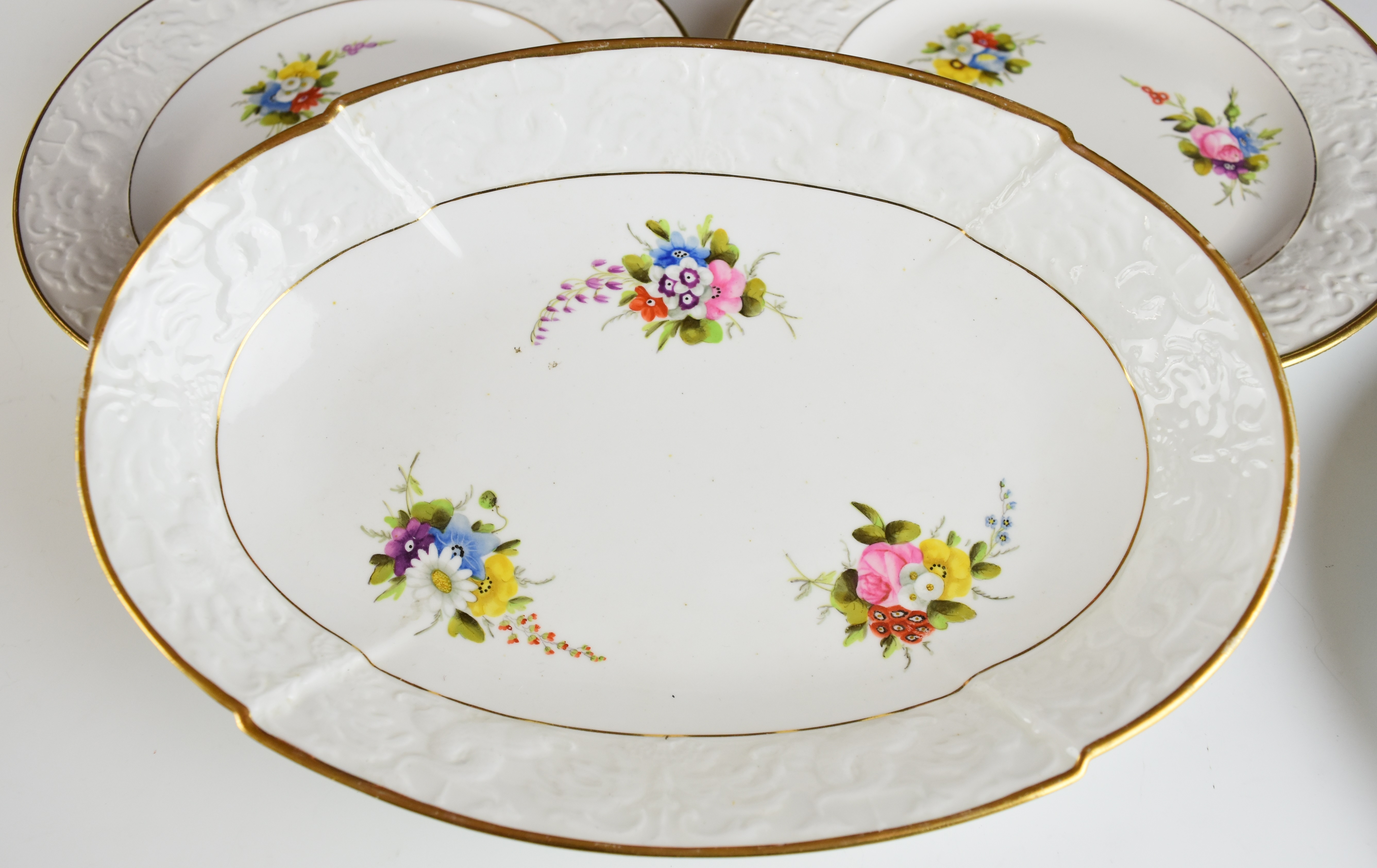 Spode dessert ware comprising two dishes and six plates with relief moulded dolphin borders and hand - Image 3 of 5