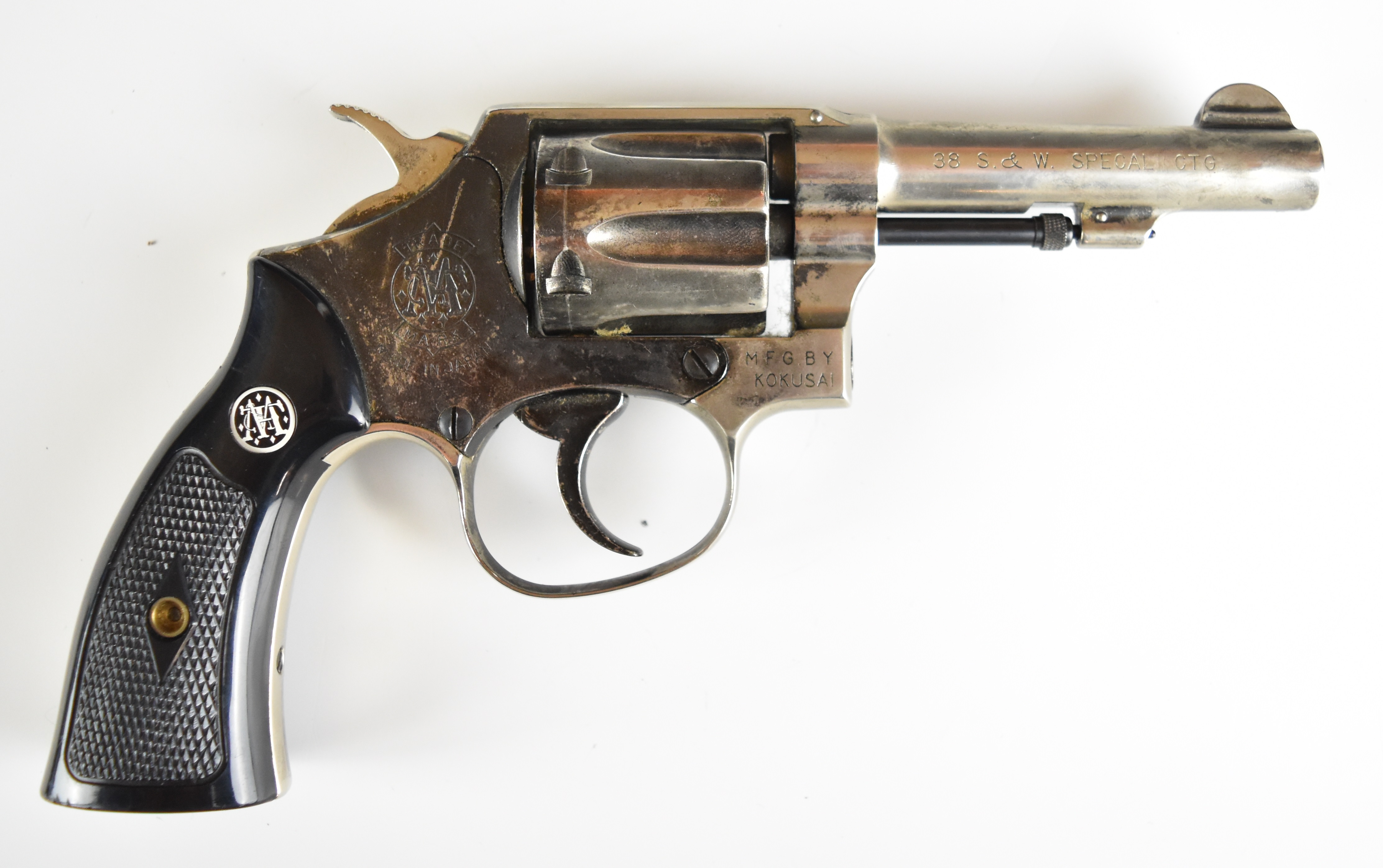 Kokusai Smith & Wesson .38 Special CTG style six shot double-action blank firing revolver with