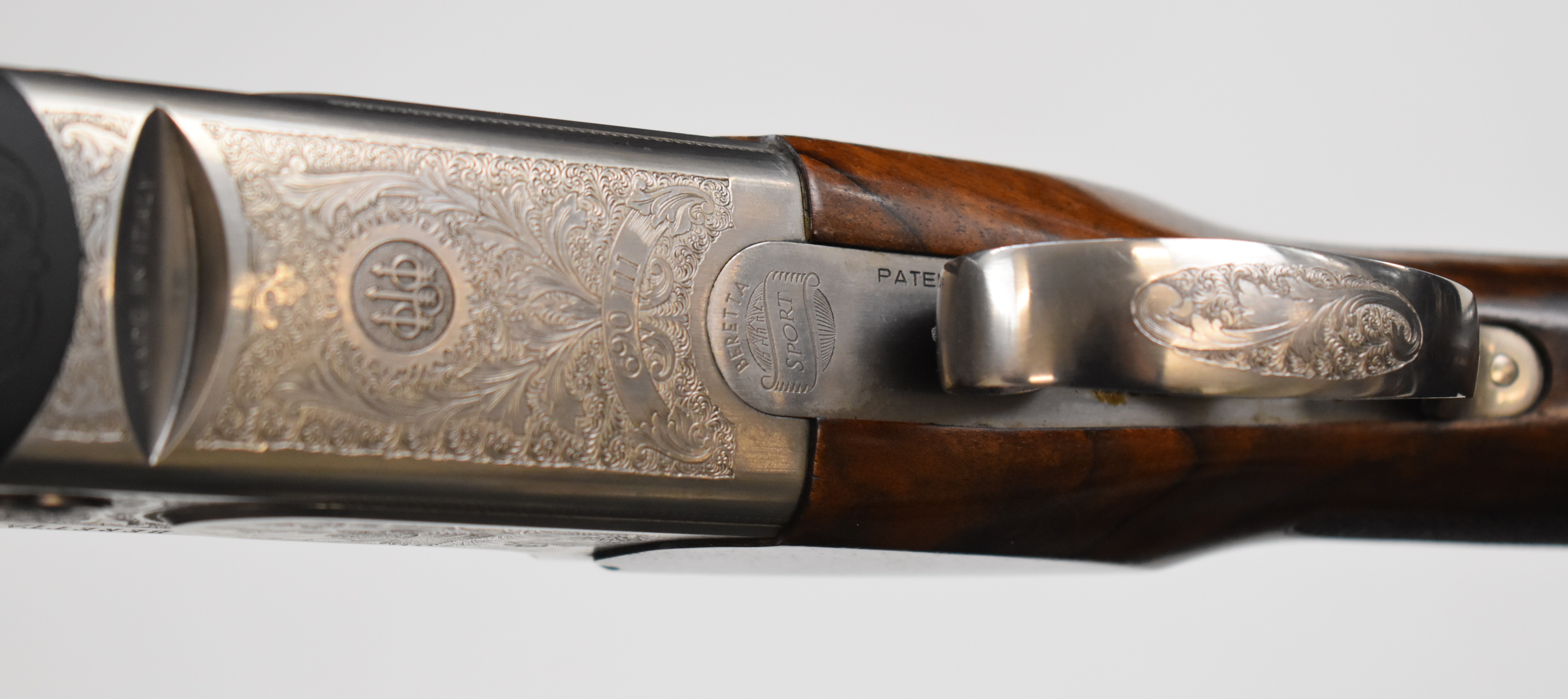 Beretta 690 III Sporting 12 bore over and under ejector shotgun with named and engraved scenes of - Image 12 of 15