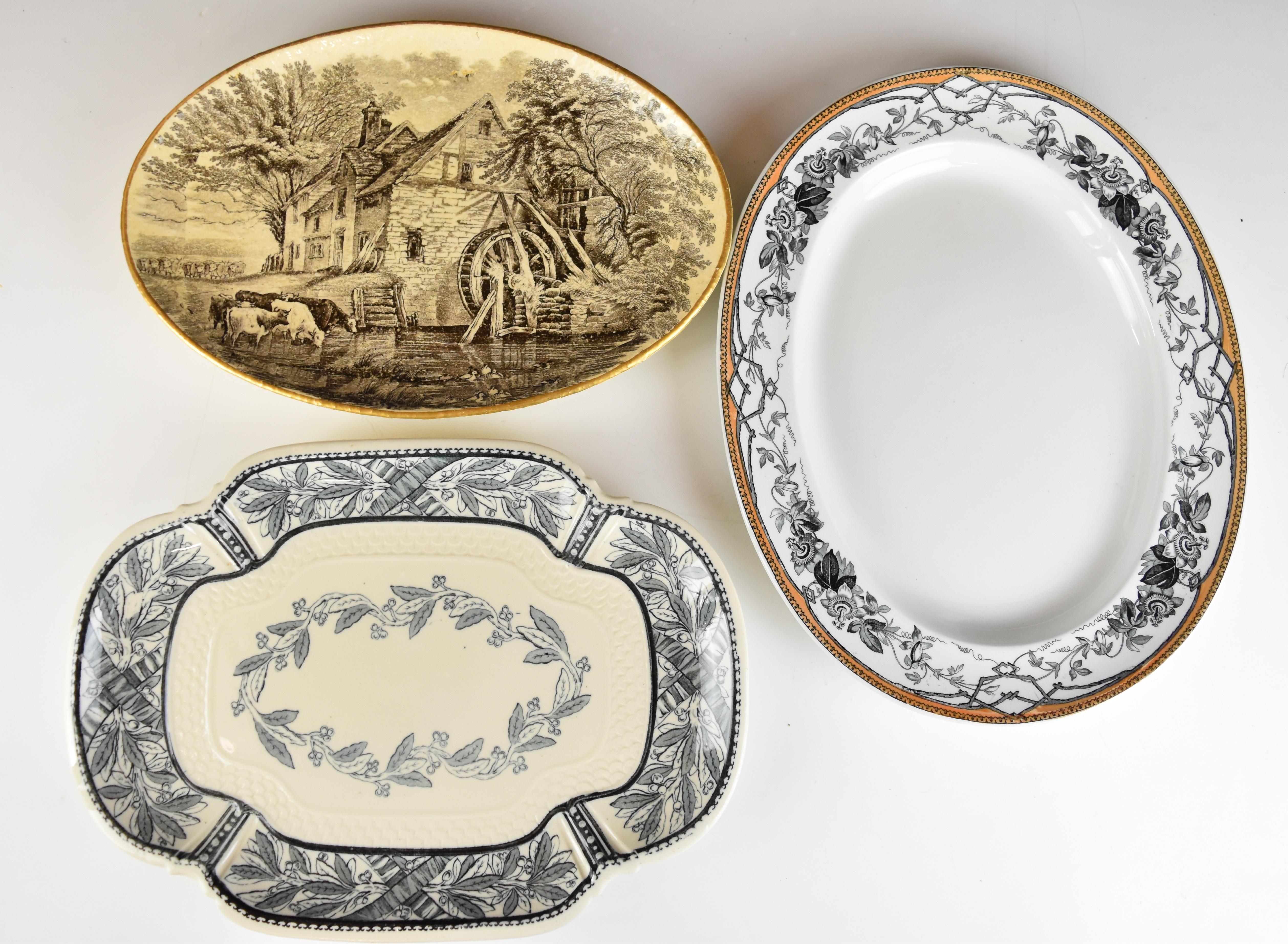 Collection of ceramics including Copeland cabinet plates, Silvester pattern tureen stand, hand - Image 10 of 10