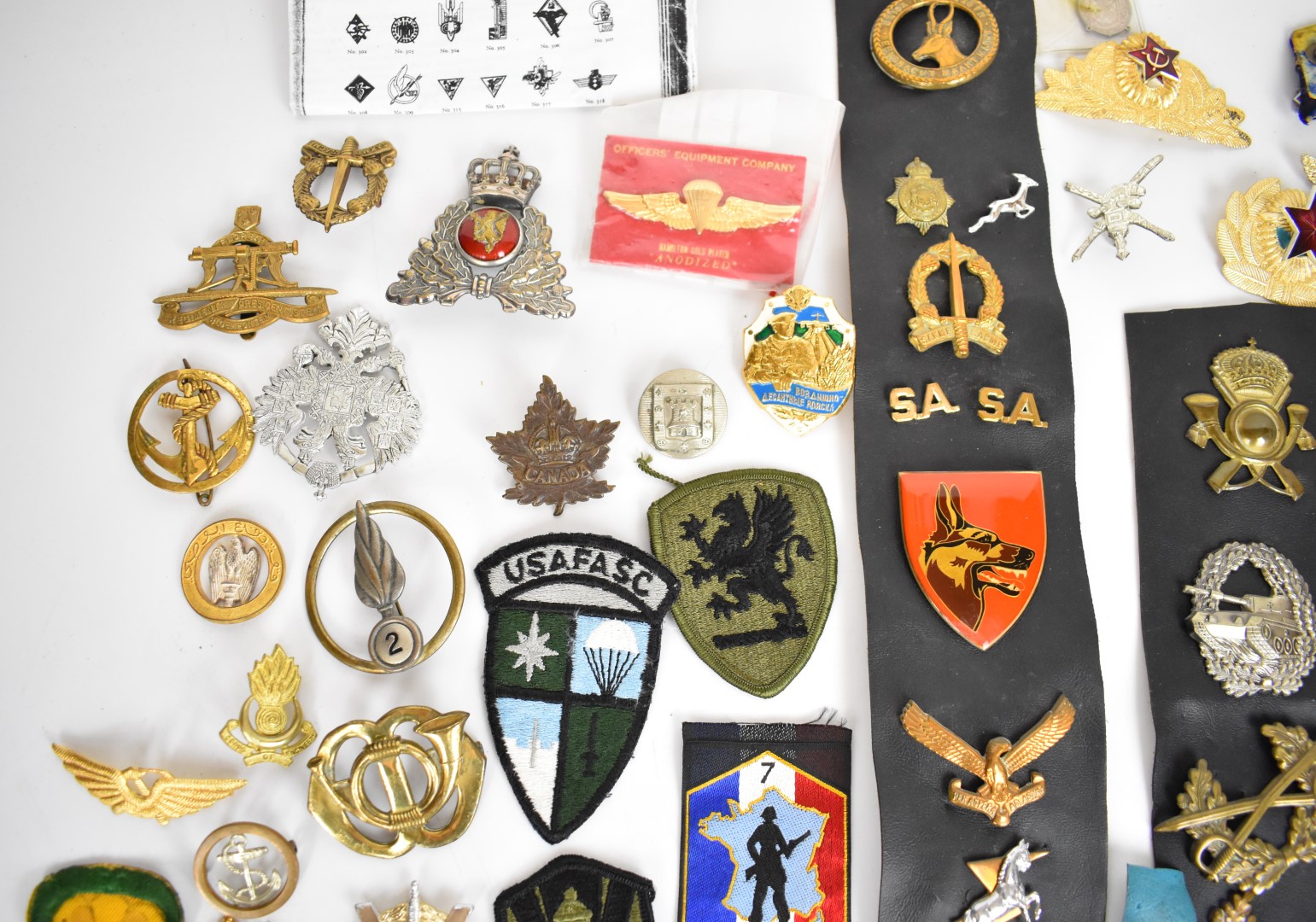 Large collection of approximately 100 overseas forces badges including South Africa, France, Canada, - Image 7 of 16