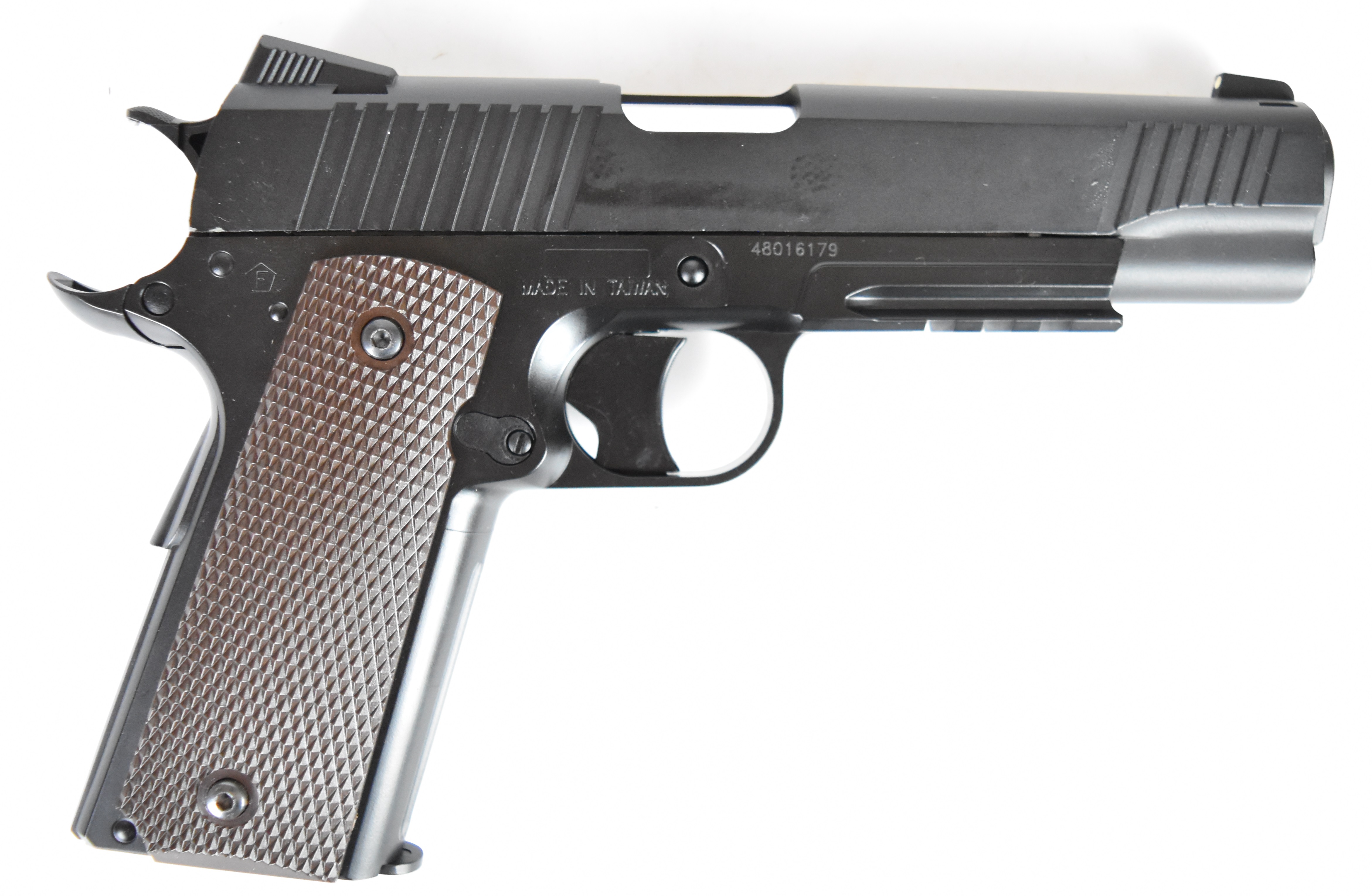 KWC M45 A1 .177 CO2 air pistol with chequered grips and 21 shot magazine, serial number 48016179, in - Image 2 of 12