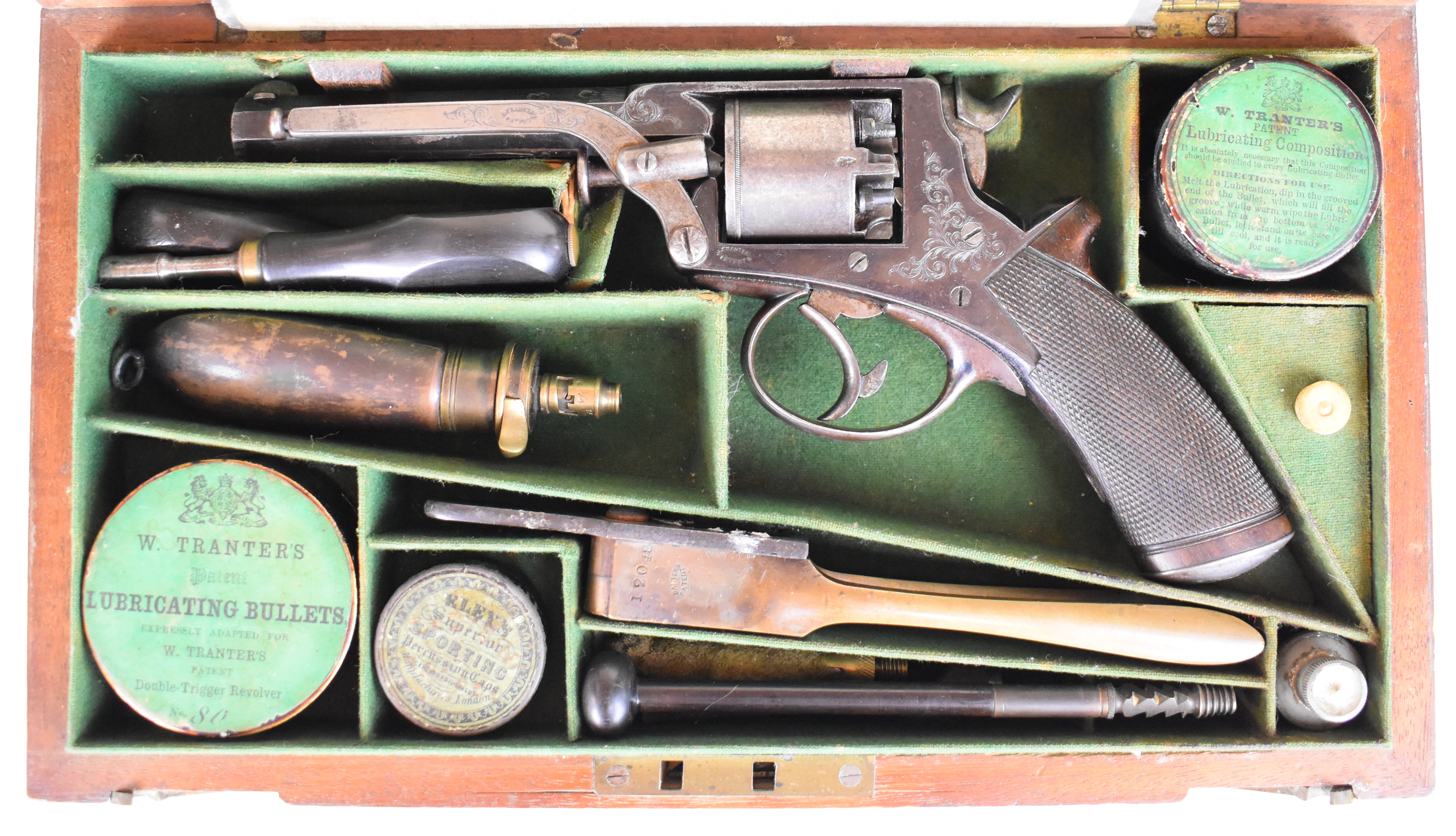 William Tranter's Patent 120 bore five-shot double-action revolver with engraved trigger guard, - Bild 20 aus 38