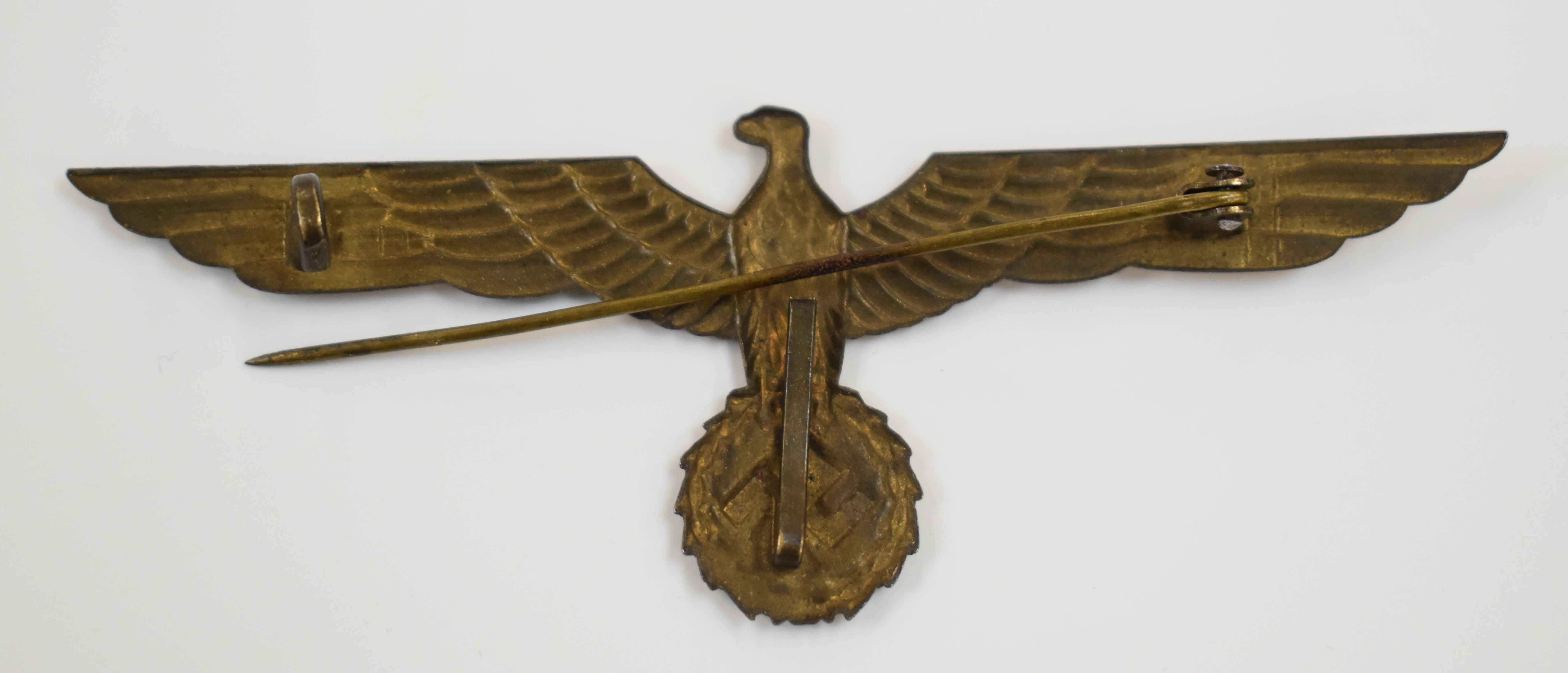 German WW2 Nazi Third Reich metal eagle badge - Image 2 of 2