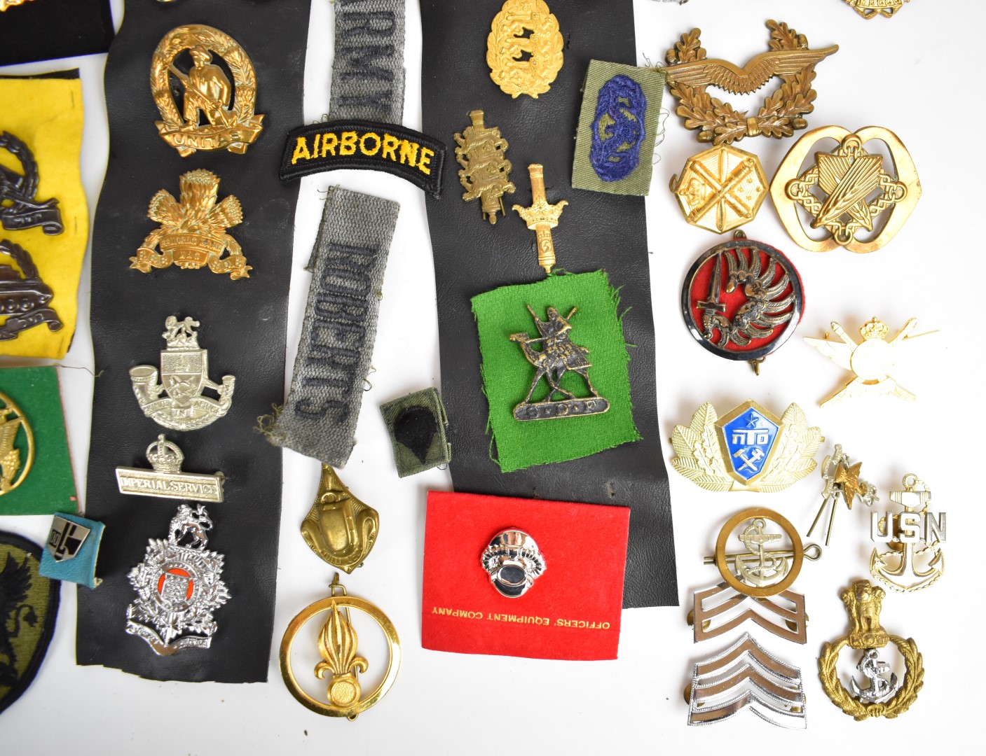 Large collection of approximately 100 overseas forces badges including South Africa, France, Canada, - Image 10 of 16