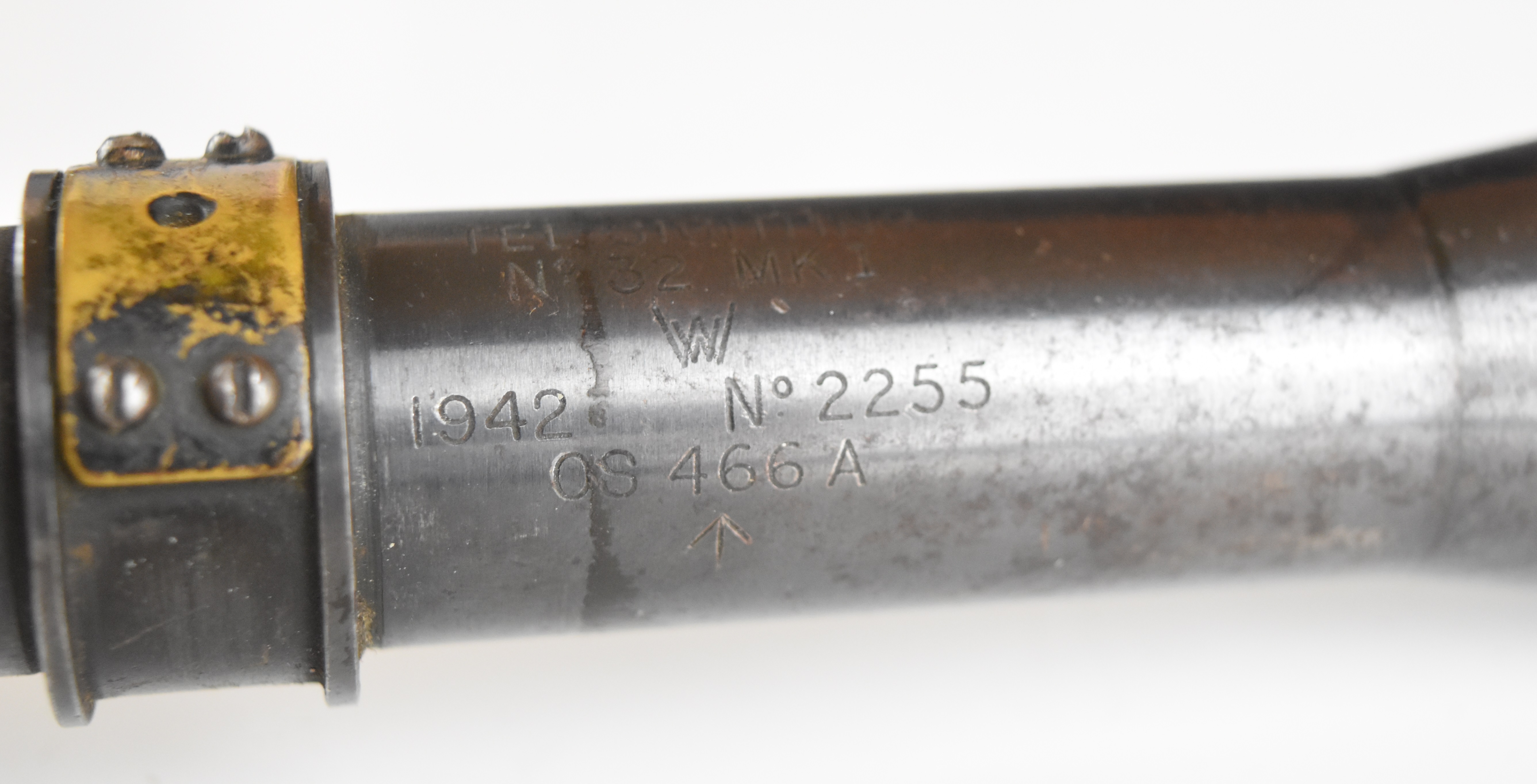 WW2 No. 32 Mk I Lee-Enfield adjustable sniper rifle scope stamped 'Tel Sighting No 32 MK I 1942 No - Image 7 of 9