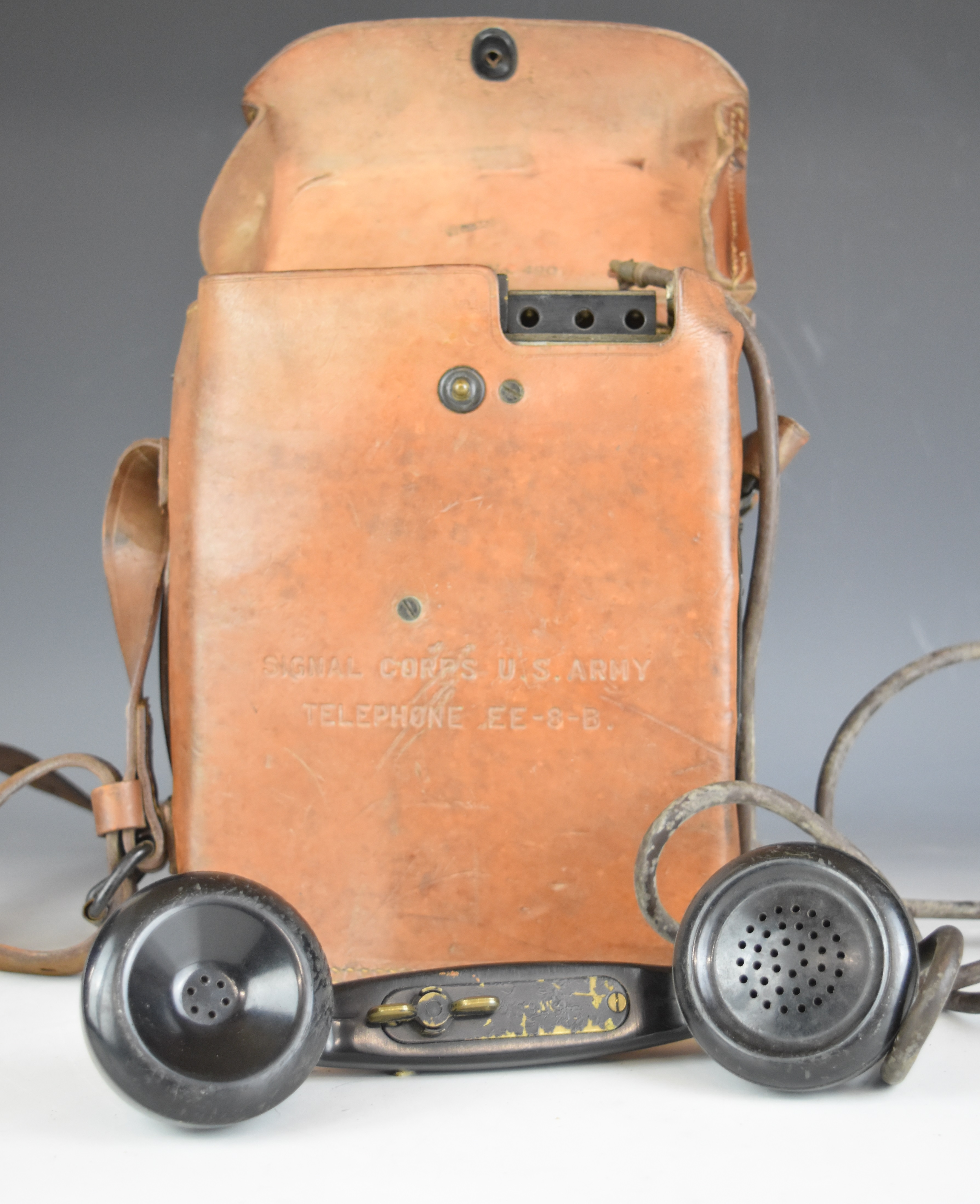 American WW2 Signal Corps telephone EE-8-B, with leather carry case and strap
