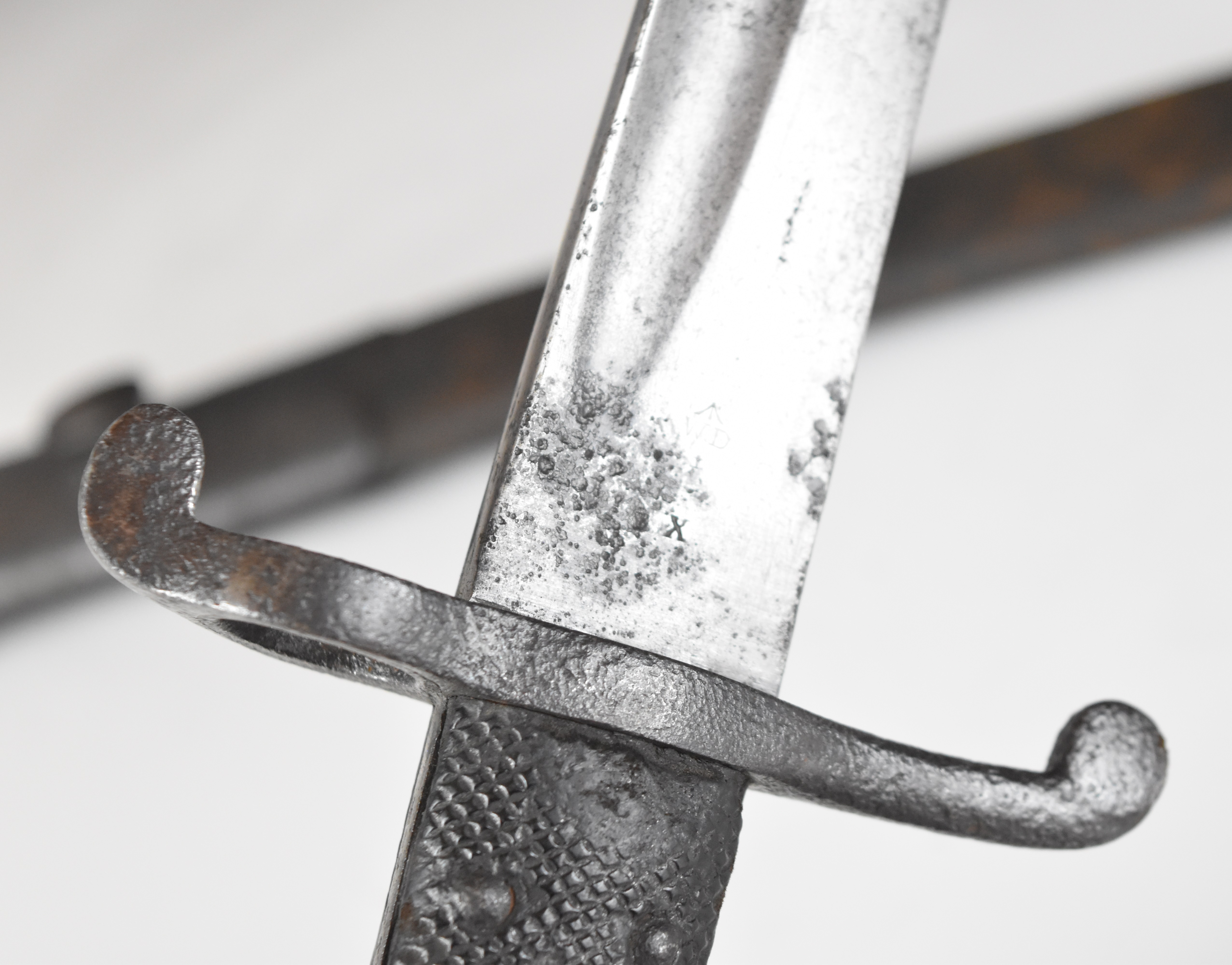 British 1856 pattern Enfield sword bayonet with some clear stamps to ricasso and a 58cm Yataghan - Image 10 of 12