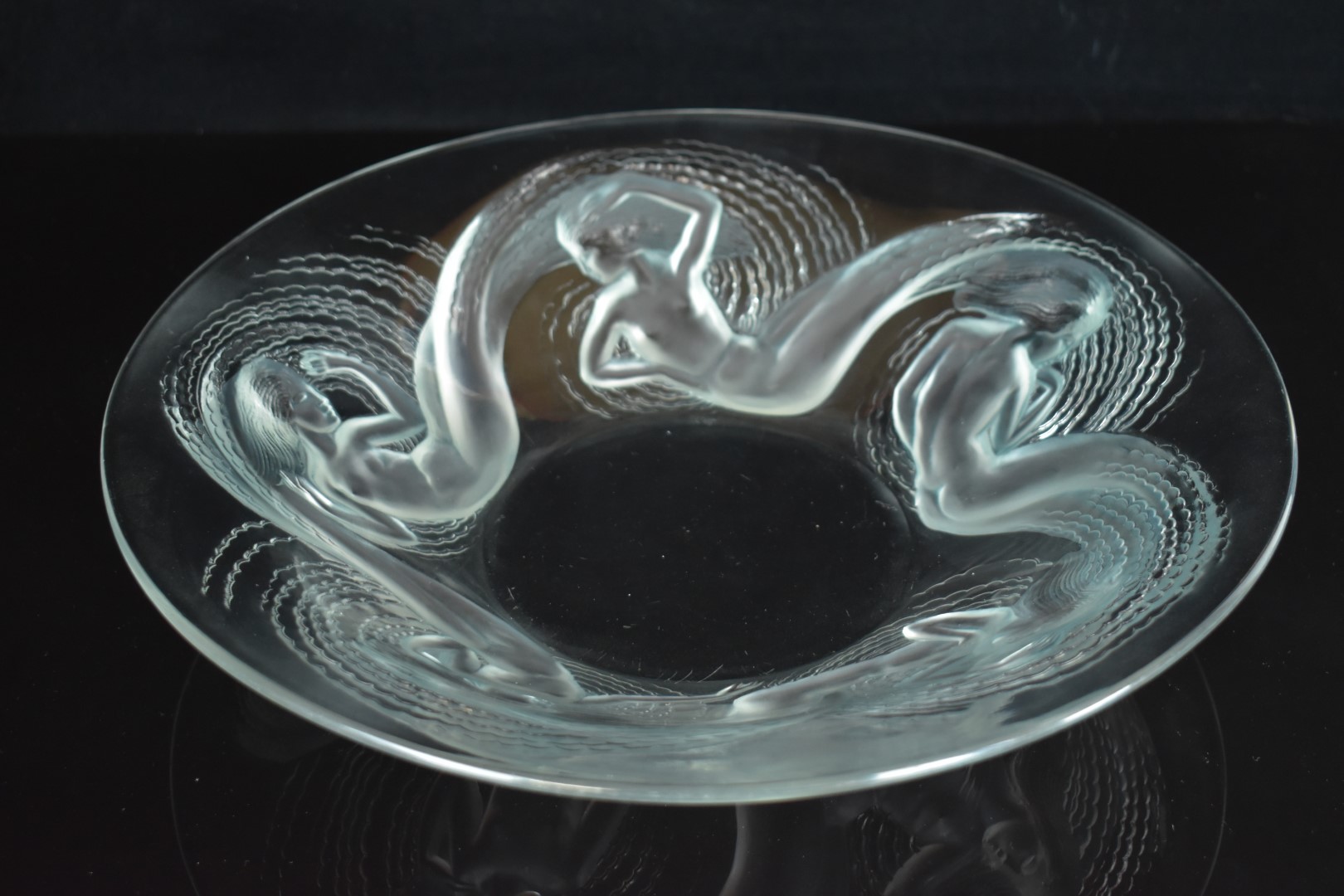 Lalique Calypso pattern glass bowl decorated in relief with five mermaids, No. 381, signed 'R - Image 12 of 16