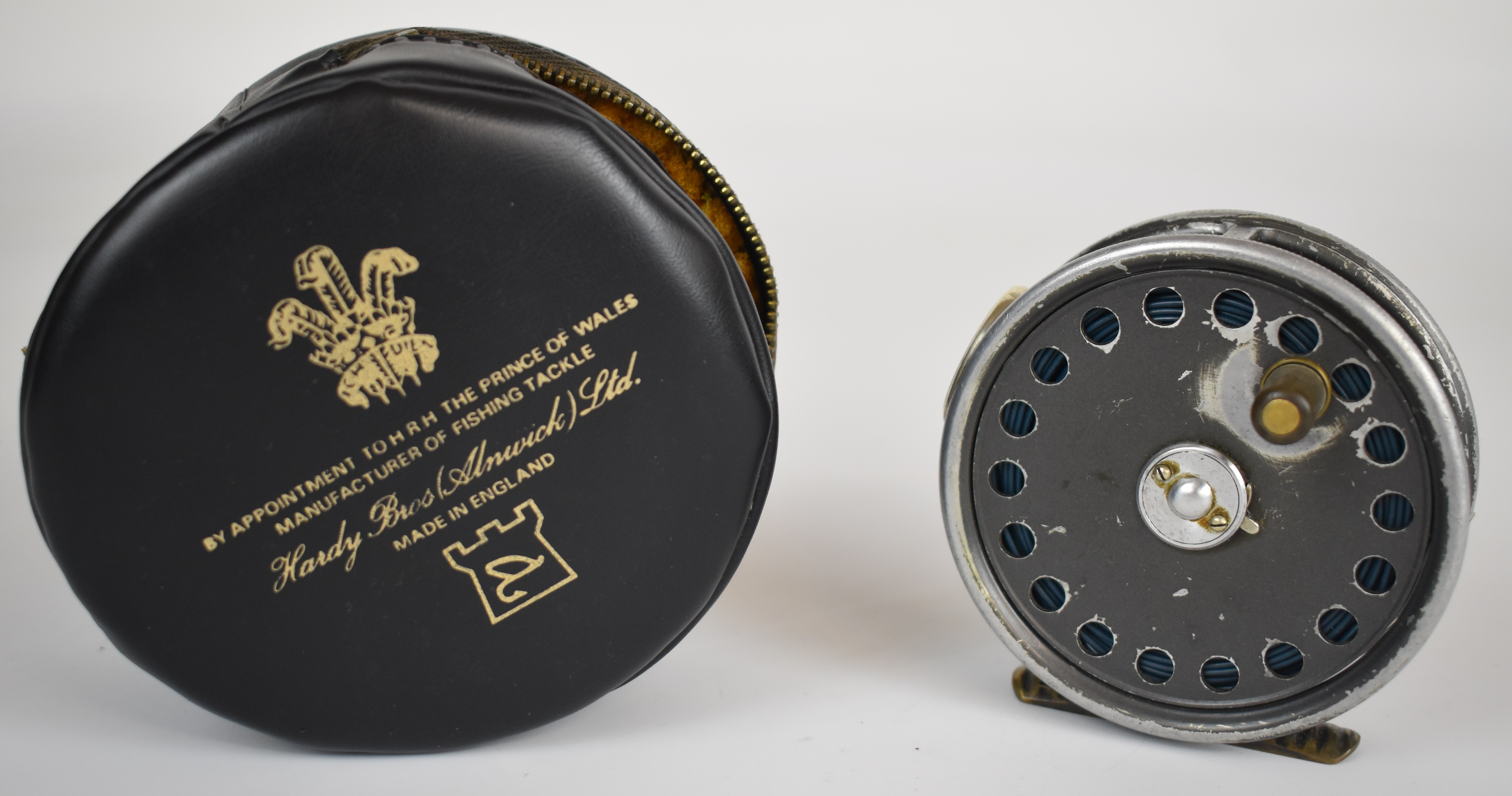 Hardy fly fishing reel 'The St George' 3 3/8", in Hardy soft case - Image 4 of 4