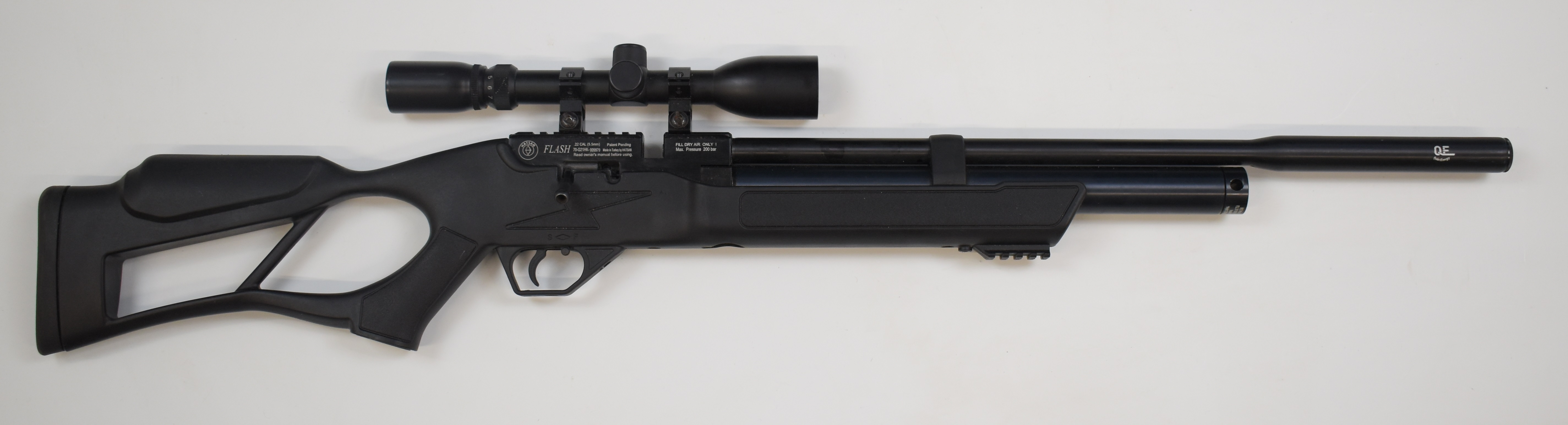 Hatsan Flash .22 PCP air rifle with textured semi-pistol grip and forend, composite skeleton - Image 2 of 11