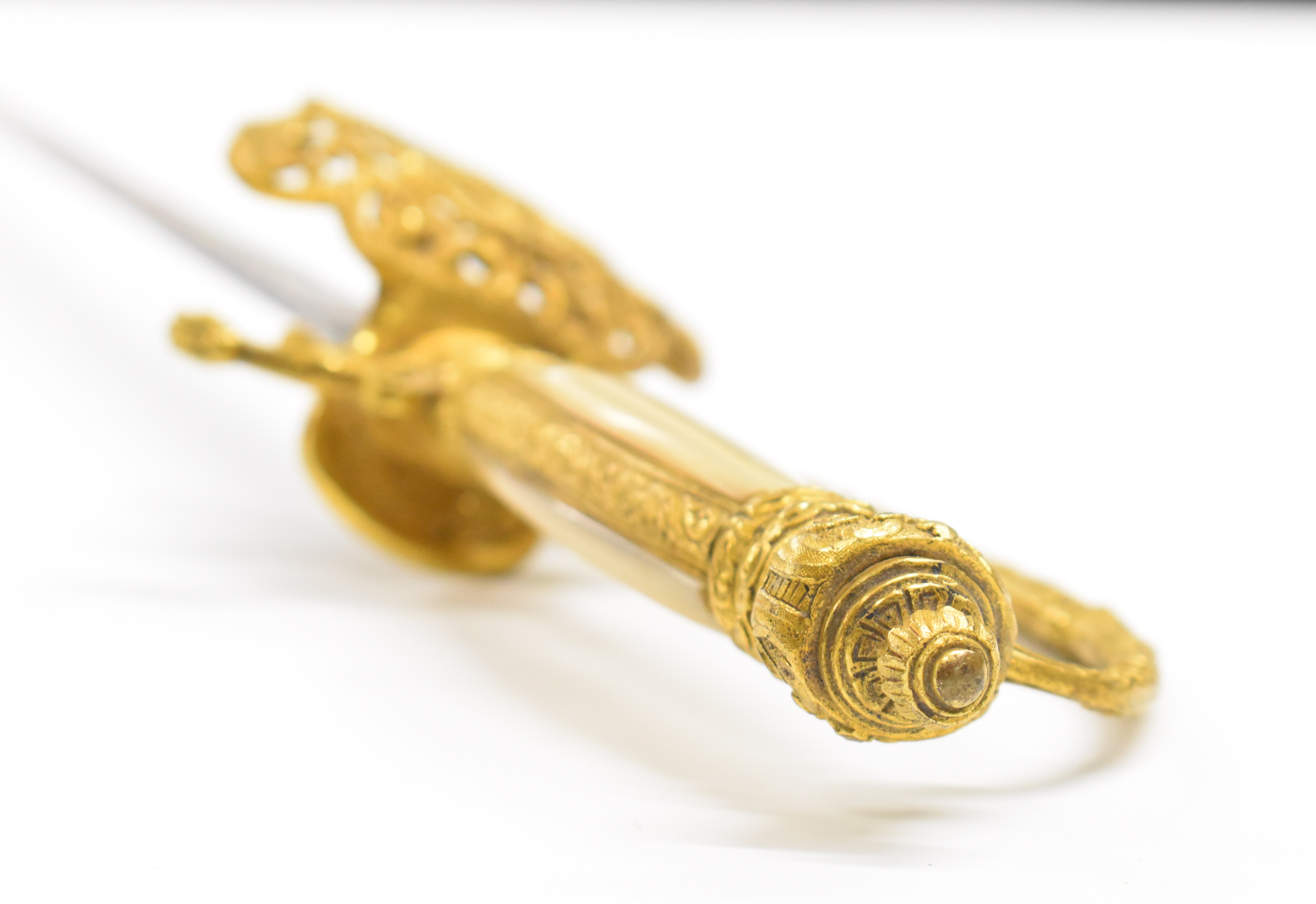 French made court sword retailed by Maria 14 Rue de Septembre Paris with gilt decorated hilt and - Image 6 of 11