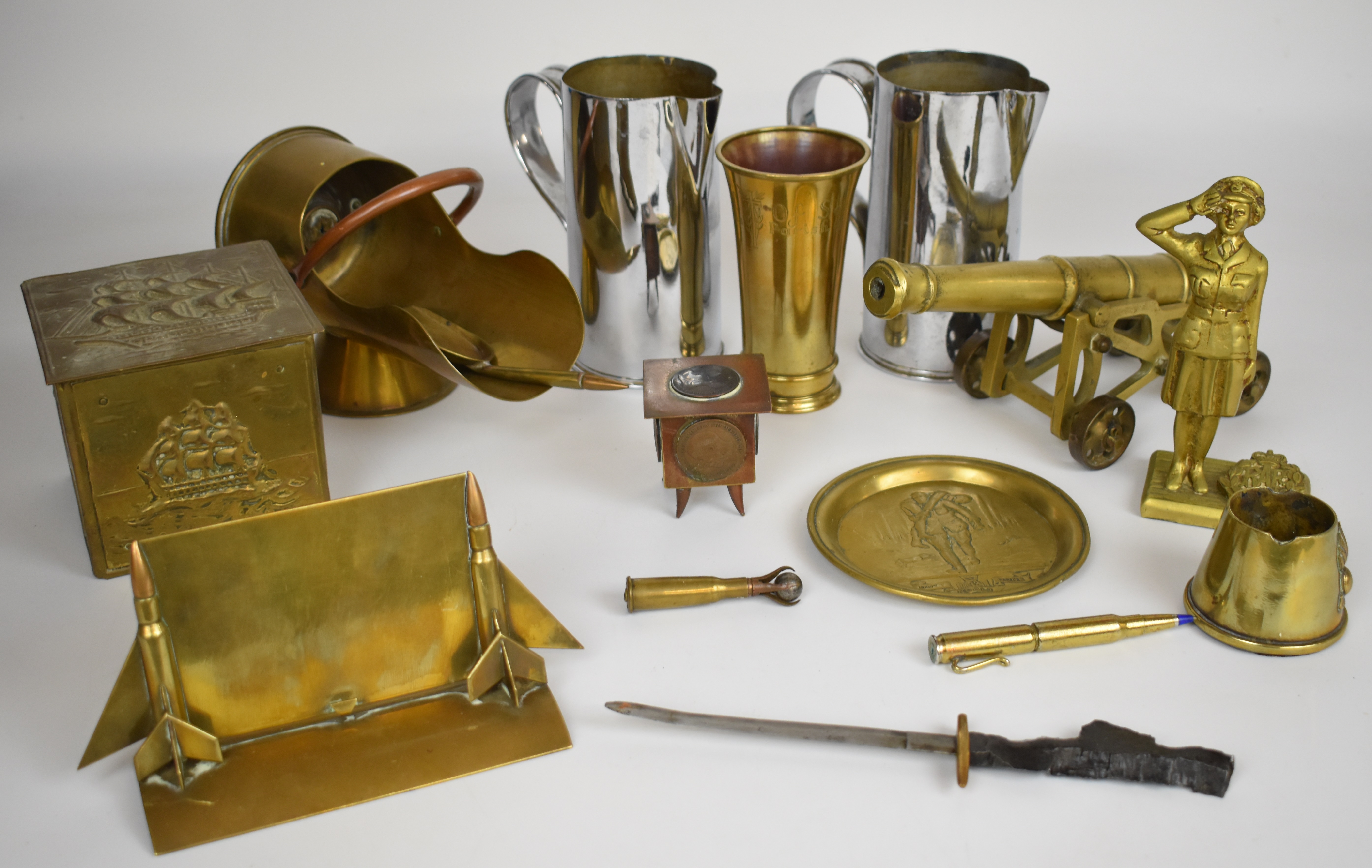 Small collection of trench art / brass ware including coal scuttle from a shell dated 1914 with