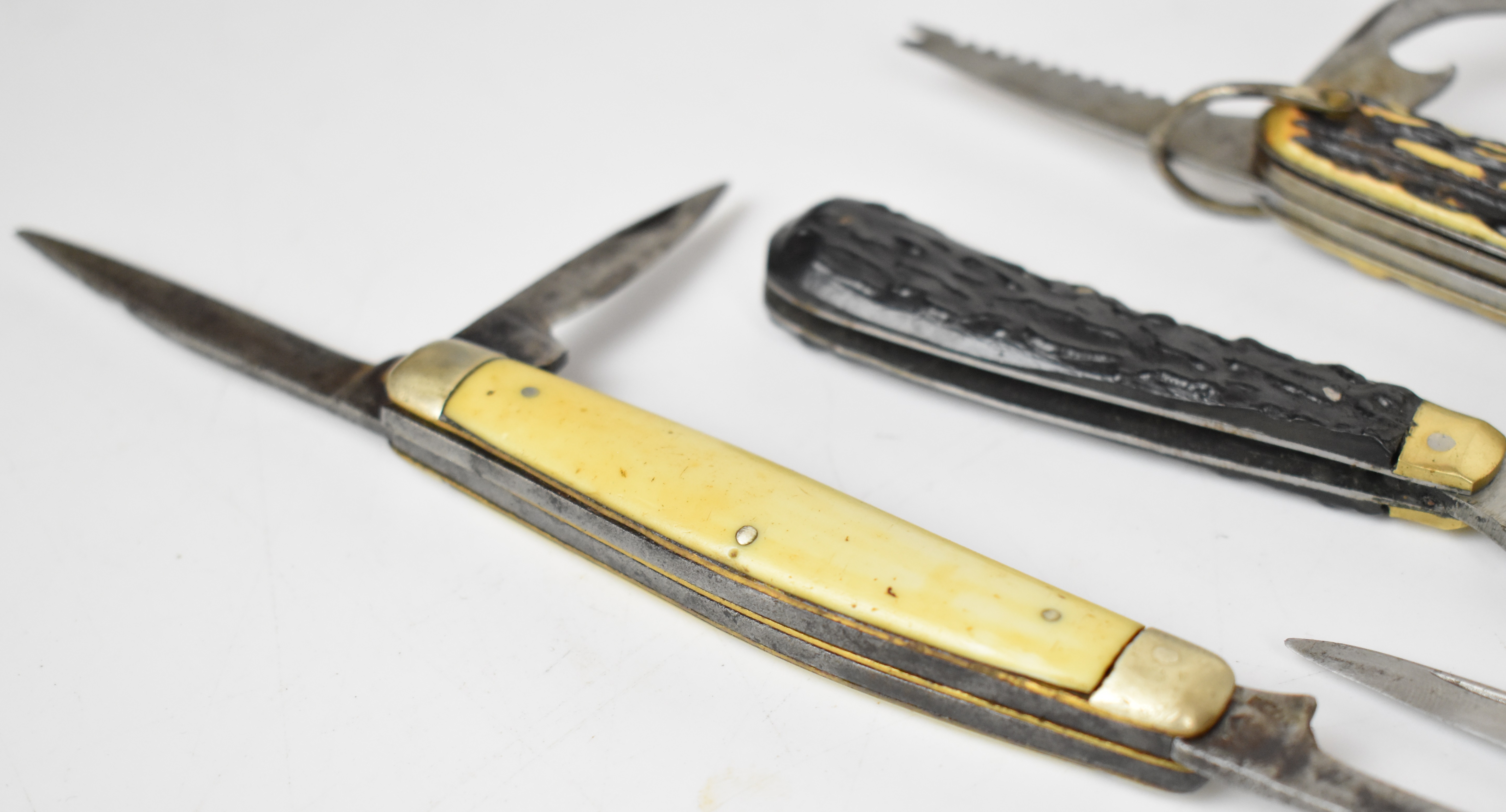 Seven pocket / folding knives including William Rogers, Richards, W Wilson & Sons and Rottgen, - Image 3 of 7