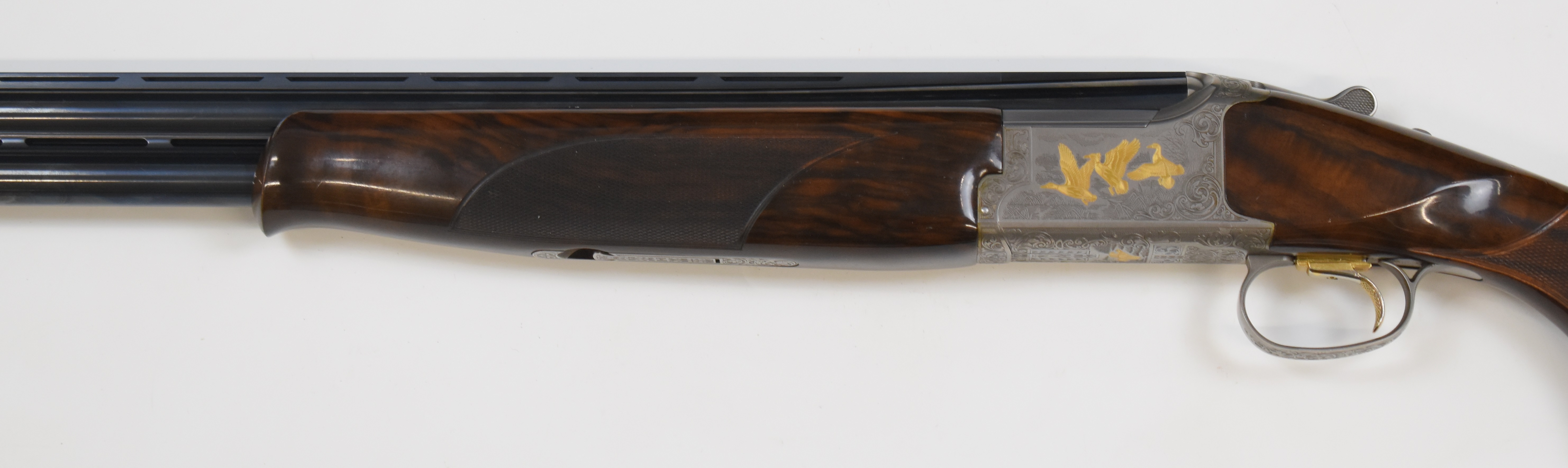 Browning B525 Ultimate 12 bore over and under ejector shotgun with gold engraving of birds - Image 11 of 12