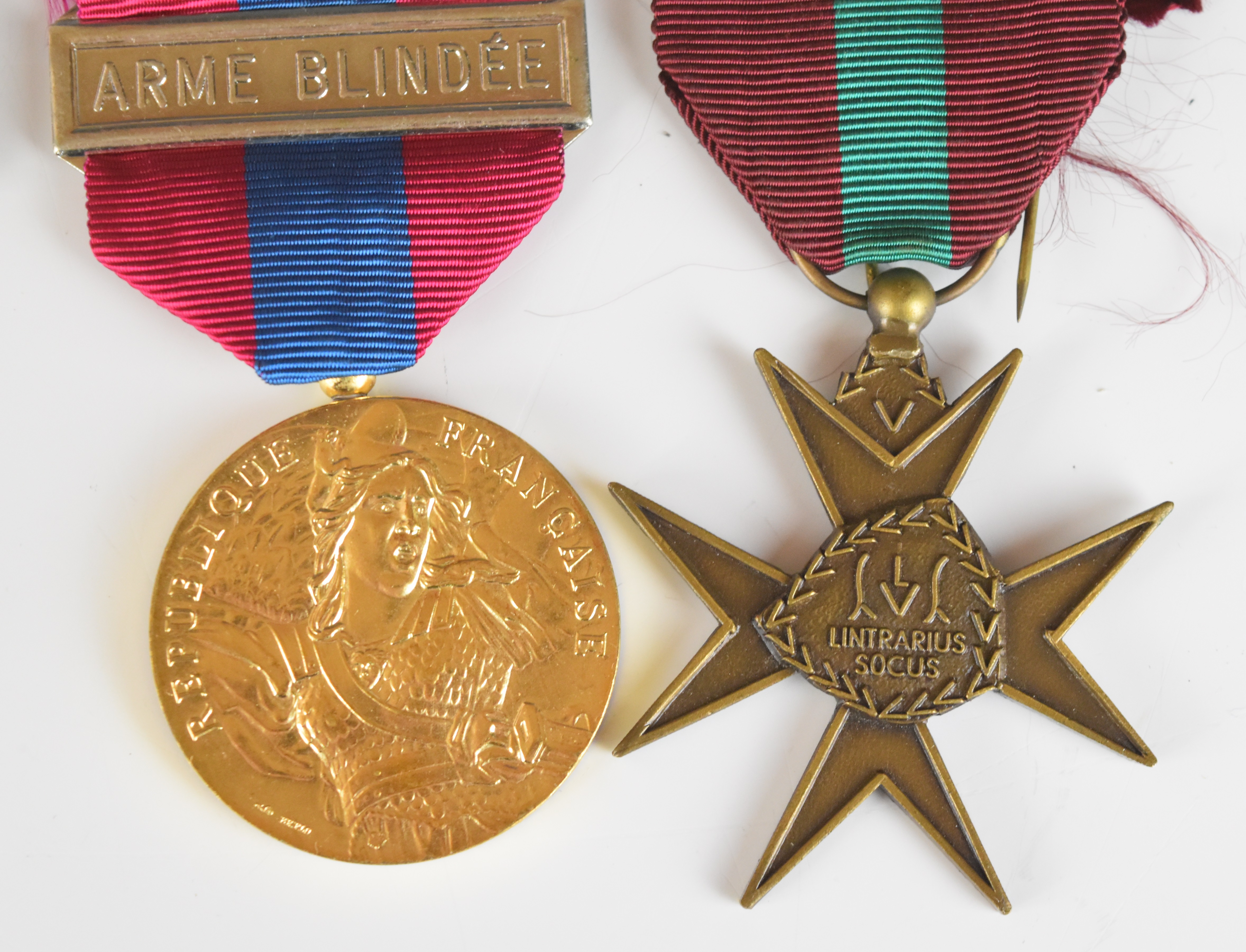 Ten French WW2 era medals including Gratitude Medal, Alsace Medal, Railway Medal, Red Cross Medal - Image 6 of 9