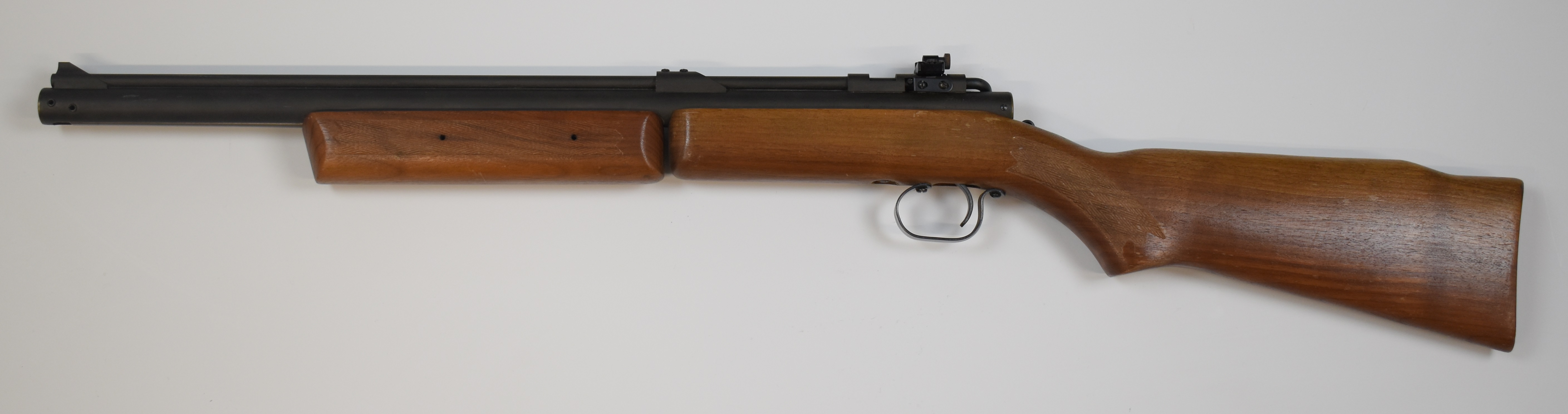 Benjamin Franklin Model 342 .22 under-lever bolt-action air rifle with adjustable sights and - Image 7 of 10