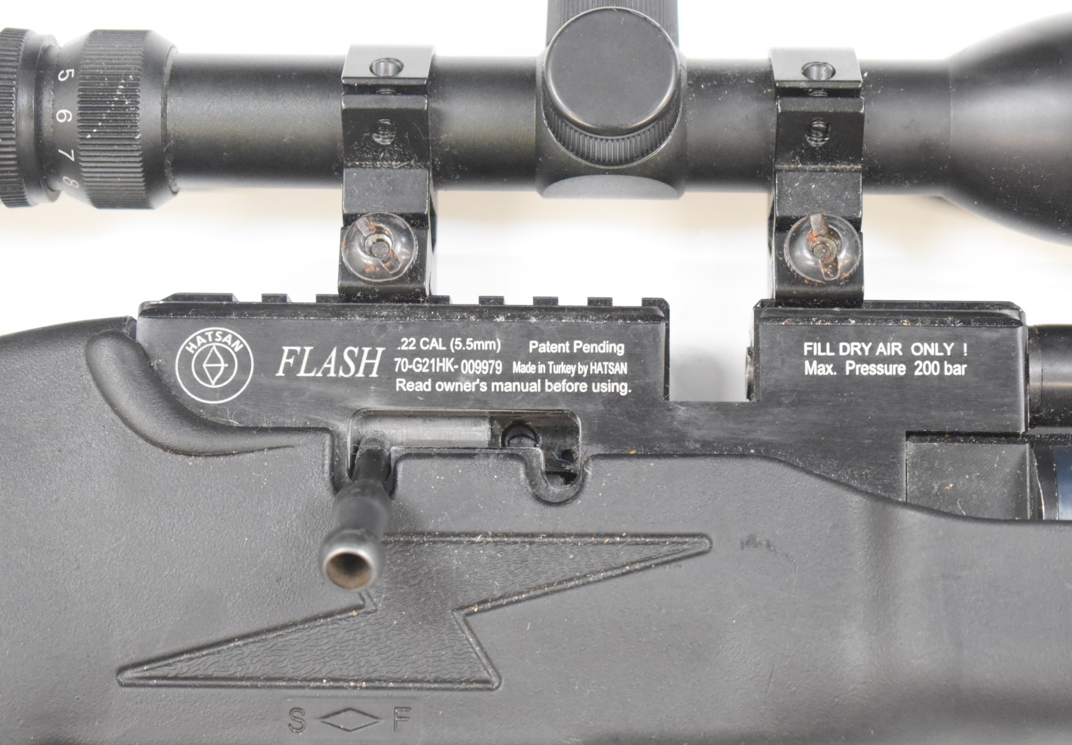 Hatsan Flash .22 PCP air rifle with textured semi-pistol grip and forend, composite skeleton - Image 6 of 11