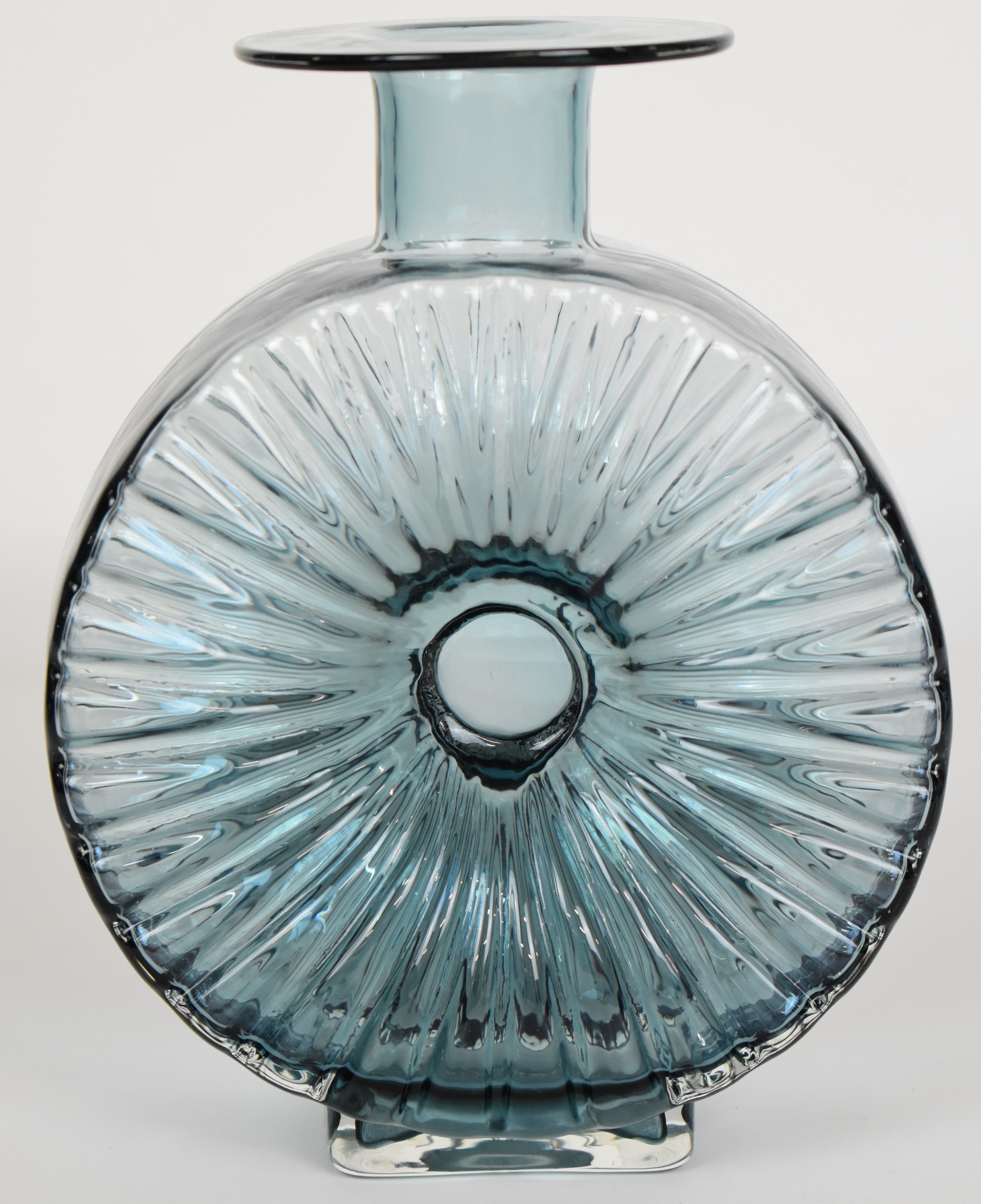 Helena Tynell for Riihimaen Lasi Riihimaki Aurinkopullo Sun Bottle glass vase in indigo blue, 22.5cm - Image 3 of 4