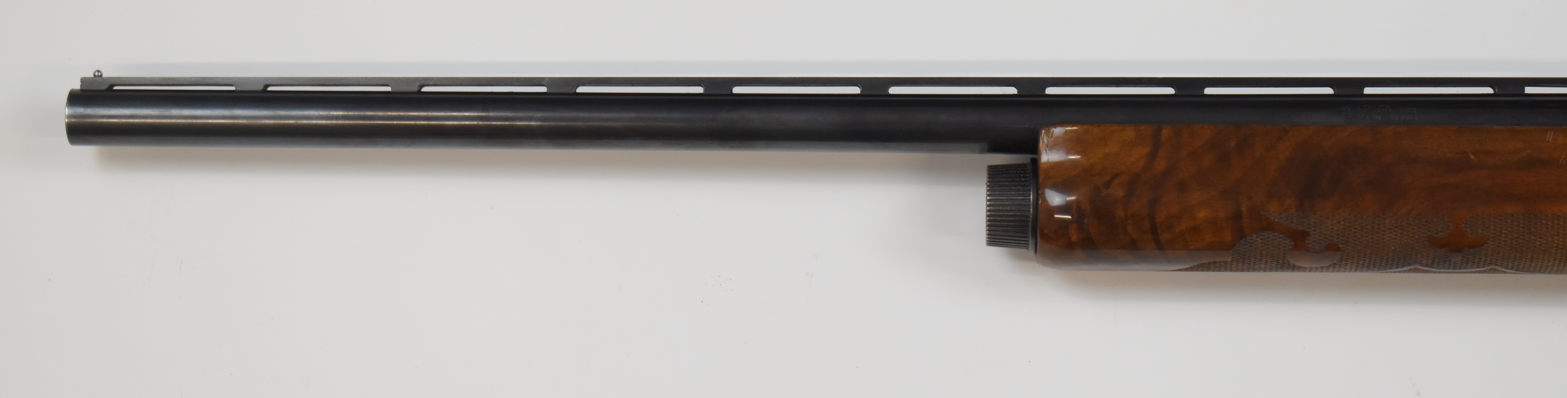 Remington Model 1100 Trap 12 bore 3-shot semi-automatic shotgun with ornately carved and chequered - Image 10 of 11