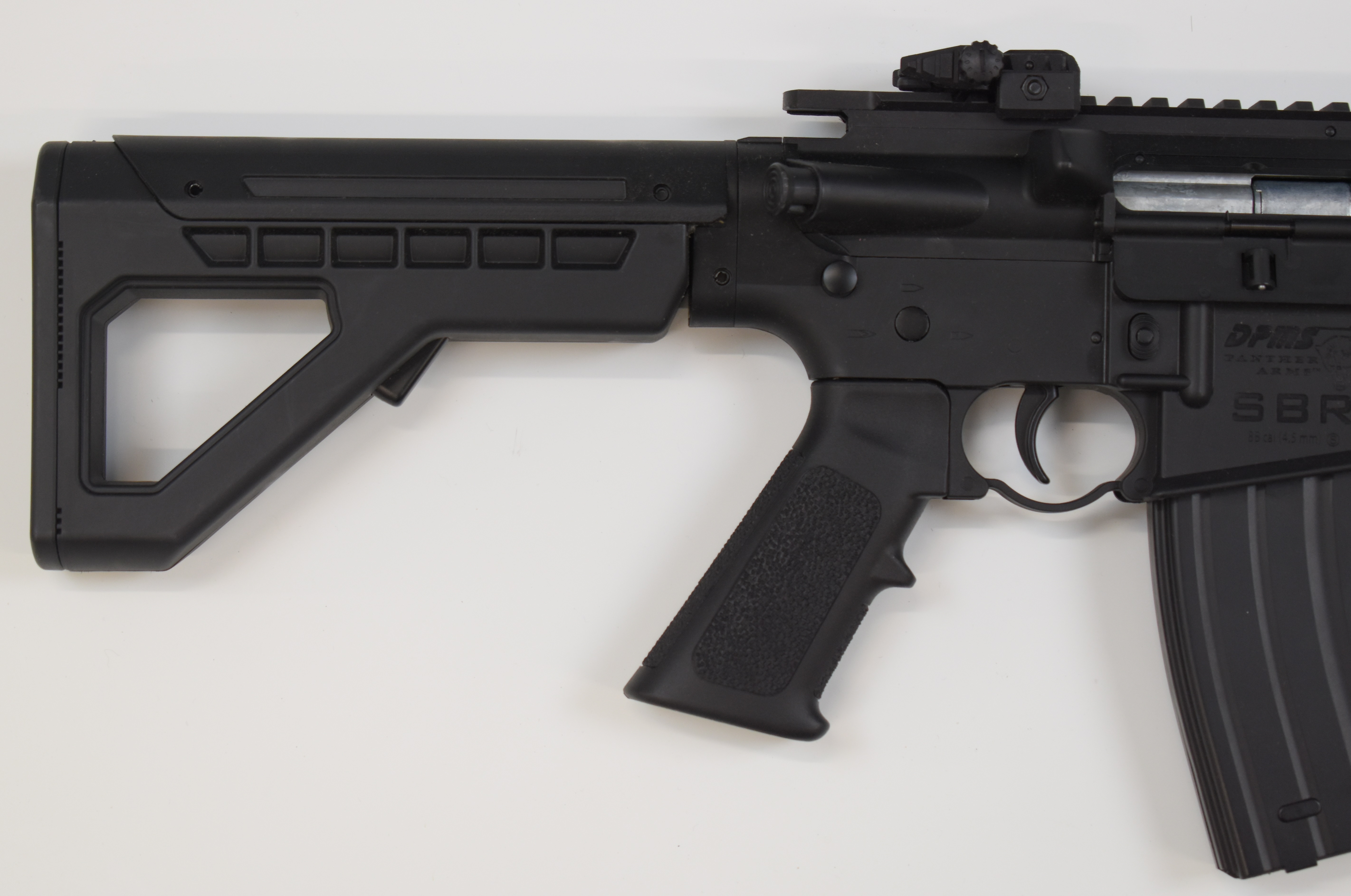 Crosman SBR .177 CO2 assault style air rifle with textured pistol grip, tactical stock, multi-shot - Image 3 of 9