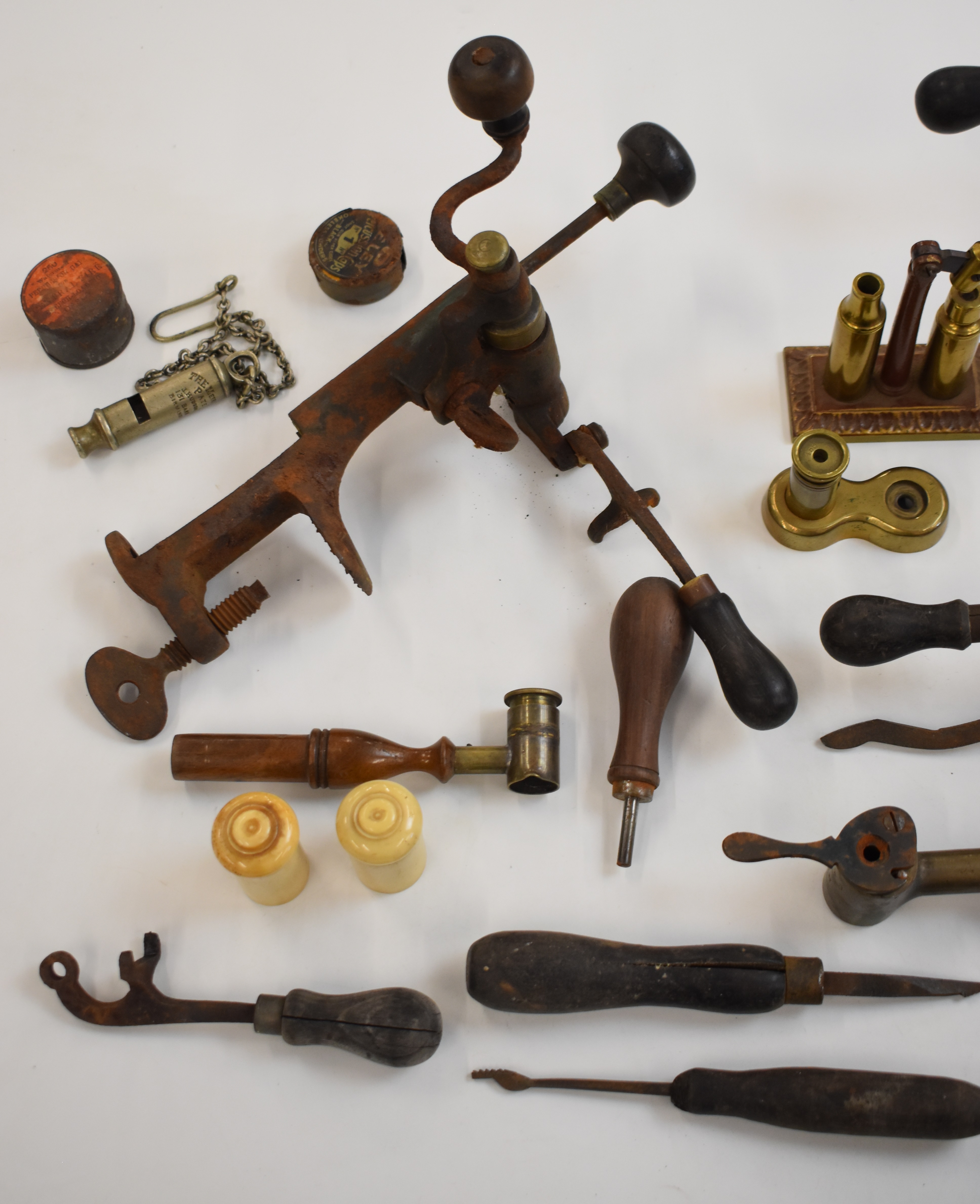 A collection of gunsmith tools and equipment including shotgun cartridge re-loading tools, Nimrod 12 - Image 2 of 3
