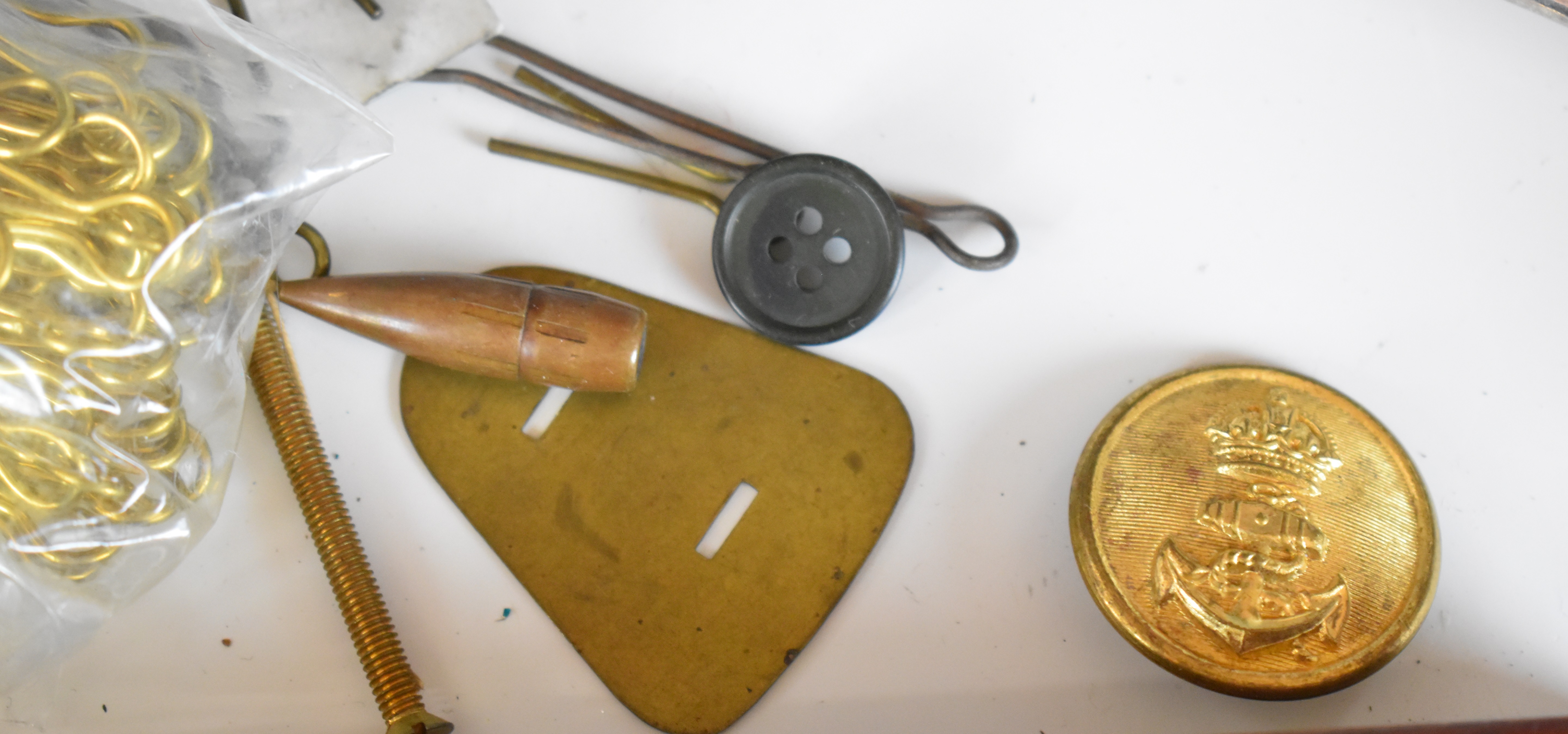 Small collection of militaria related items including kit bag lock and key, trench art knife - Image 10 of 12