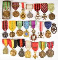 Collection of twenty two Belgium WW1 and WW2 military and civil medals including Air Defence,