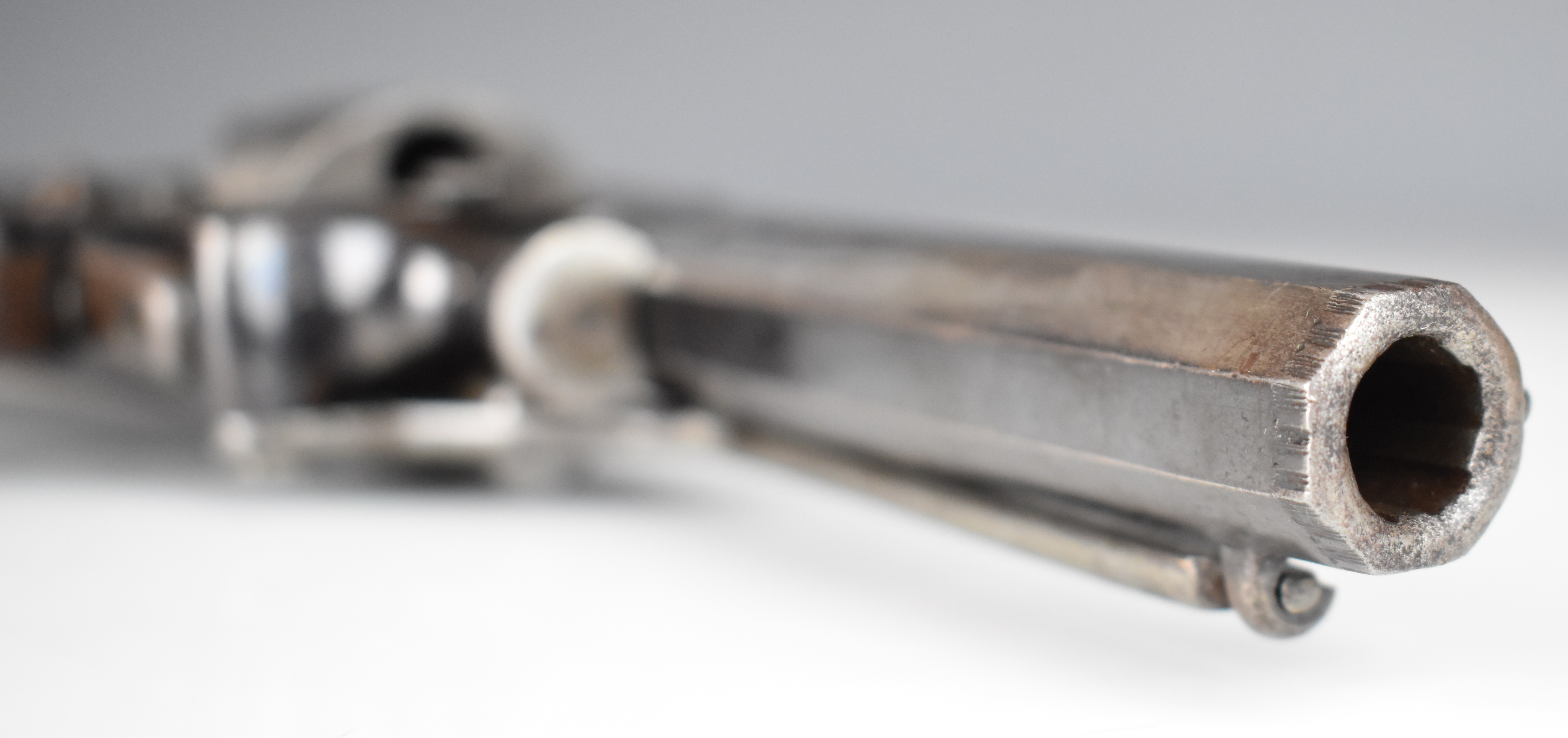 William Tranter's Patent 120 bore five-shot double-action revolver with engraved trigger guard, - Bild 25 aus 38