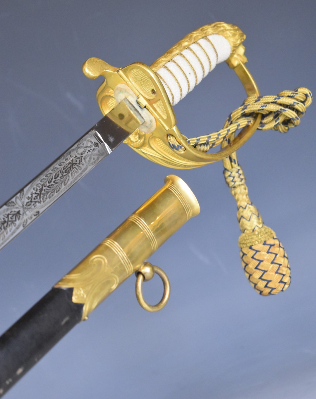 Royal Navy 1827 pattern officer's dress sword with lion head pommel, folding guard, fouled anchor