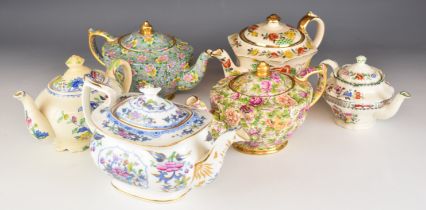 Collectable teapots including Grainger Worcester, Sadler, two chintz, Copeland, Masons and Sadler