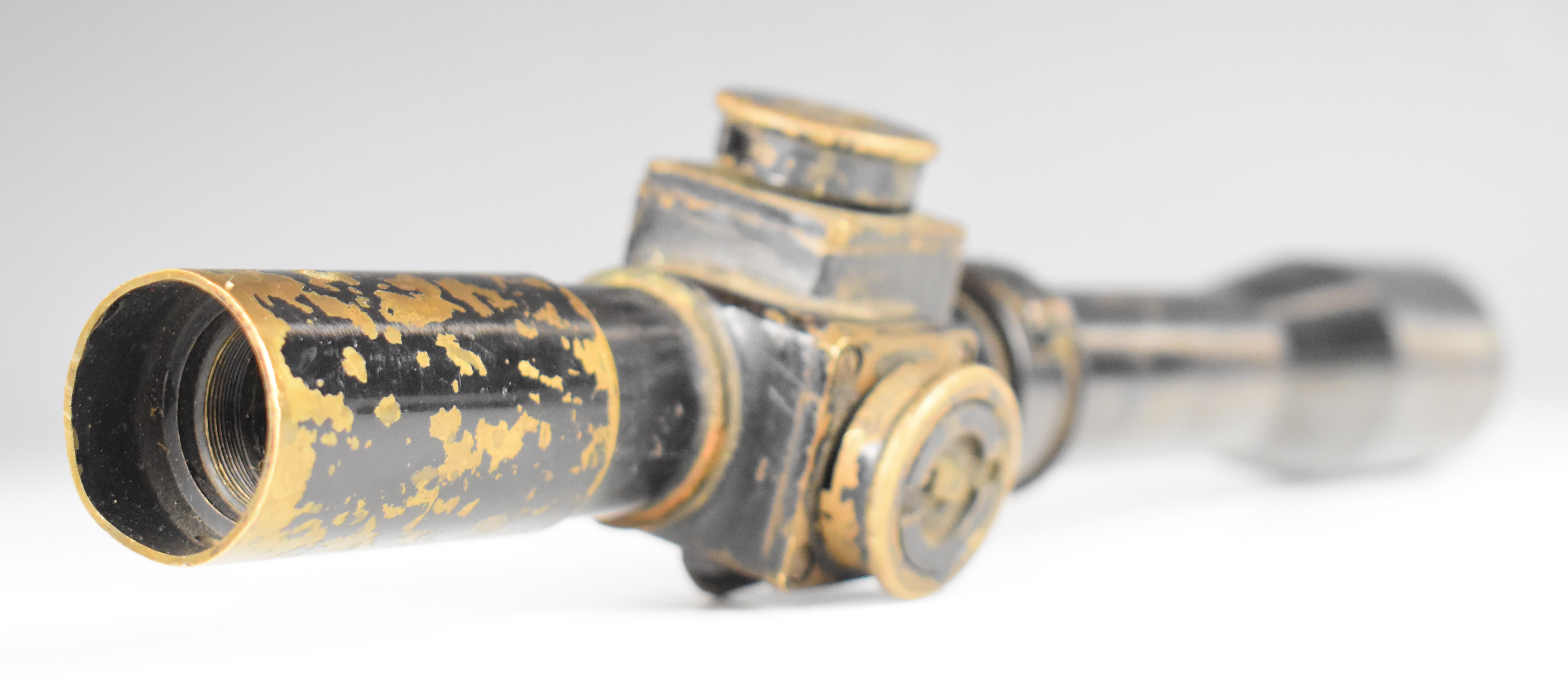 WWII No. 32 Mk II Lee-Enfield adjustable sniper rifle scope stamped 'Tel Stg No 32 MK.II HBMCo OS - Image 3 of 14