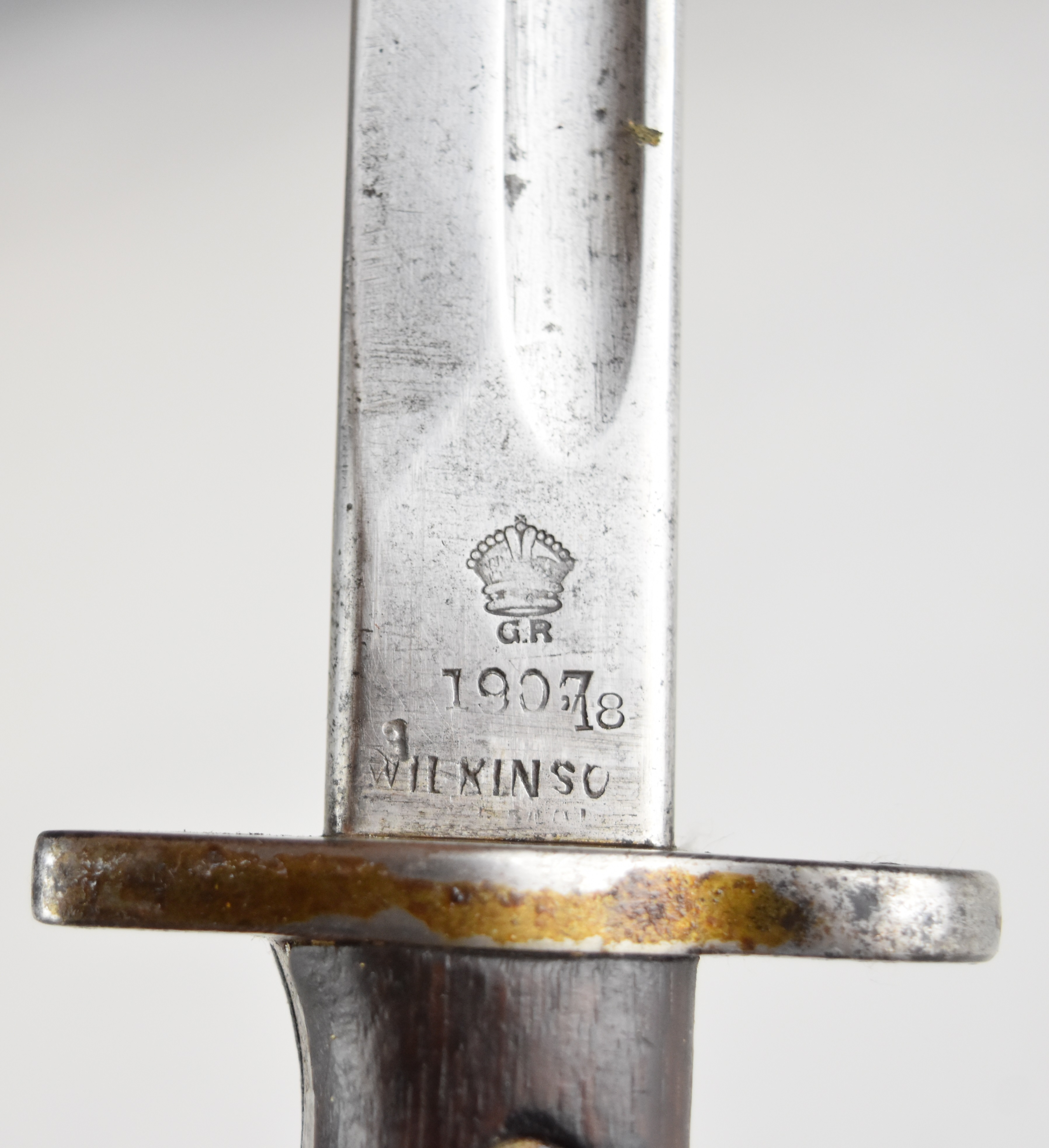 British WW1 1907 pattern Wilkinson bayonet with some good stamps to ricasso including 18 and - Image 7 of 9