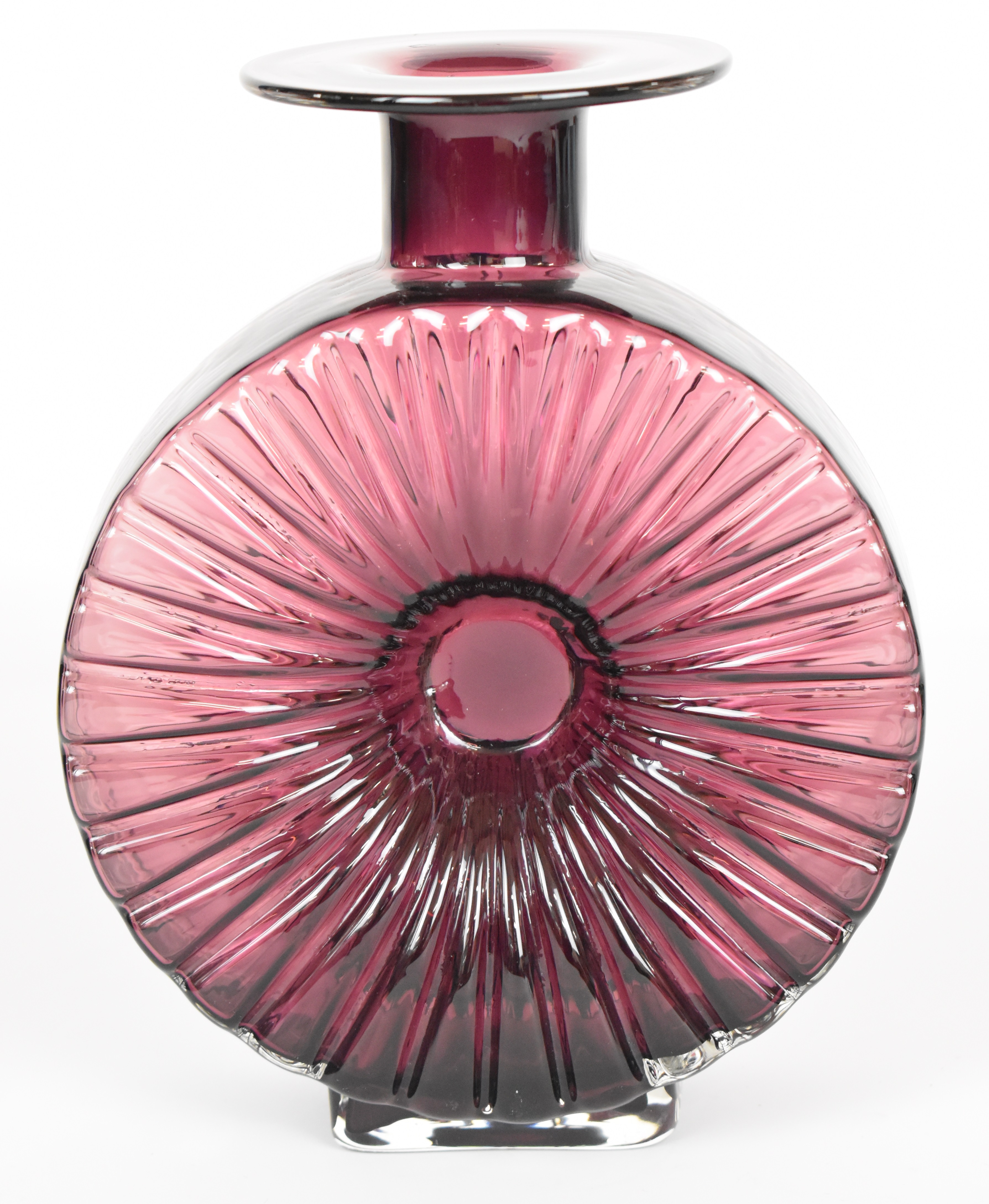Helena Tynell for Riihimaen Lasi Riihimaki Aurinkopullo Sun Bottle glass vase in aubergine, 22.5cm - Image 3 of 4