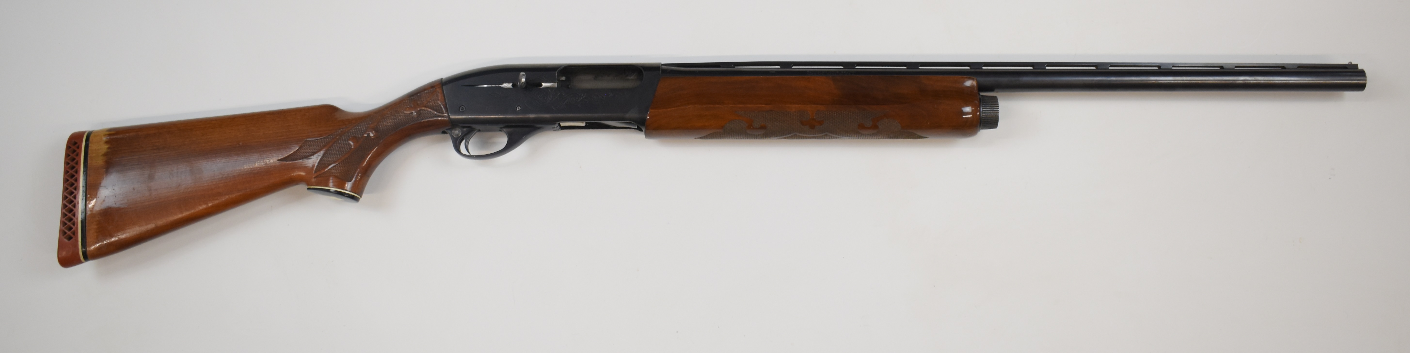 Remington Model 1100 Trap 12 bore 3-shot semi-automatic shotgun with ornately carved and chequered - Image 2 of 11