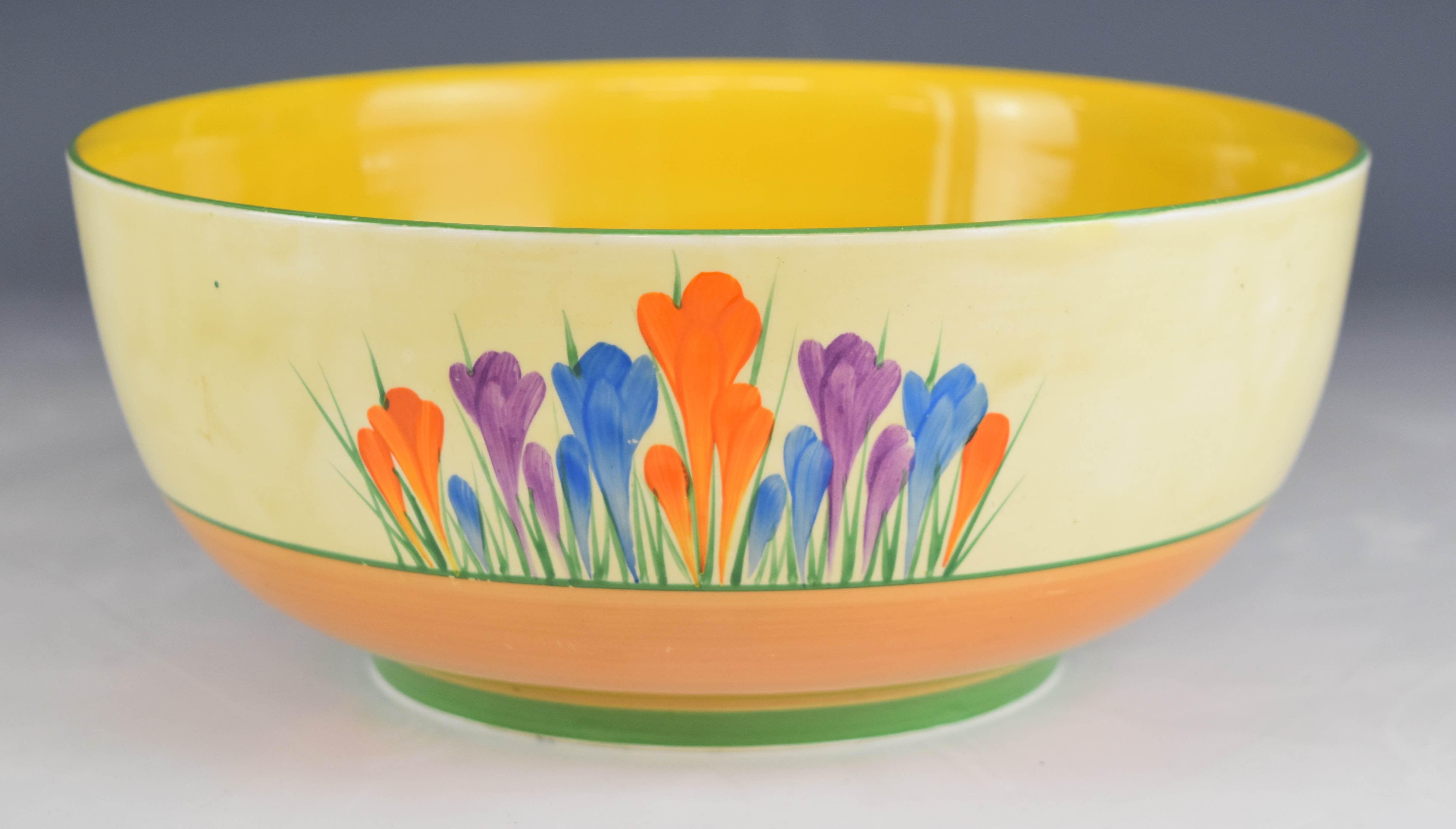 Clarice Cliff for Wilkinson Pottery pedestal bowl decorated in the Crocus pattern, diameter 24.5 x