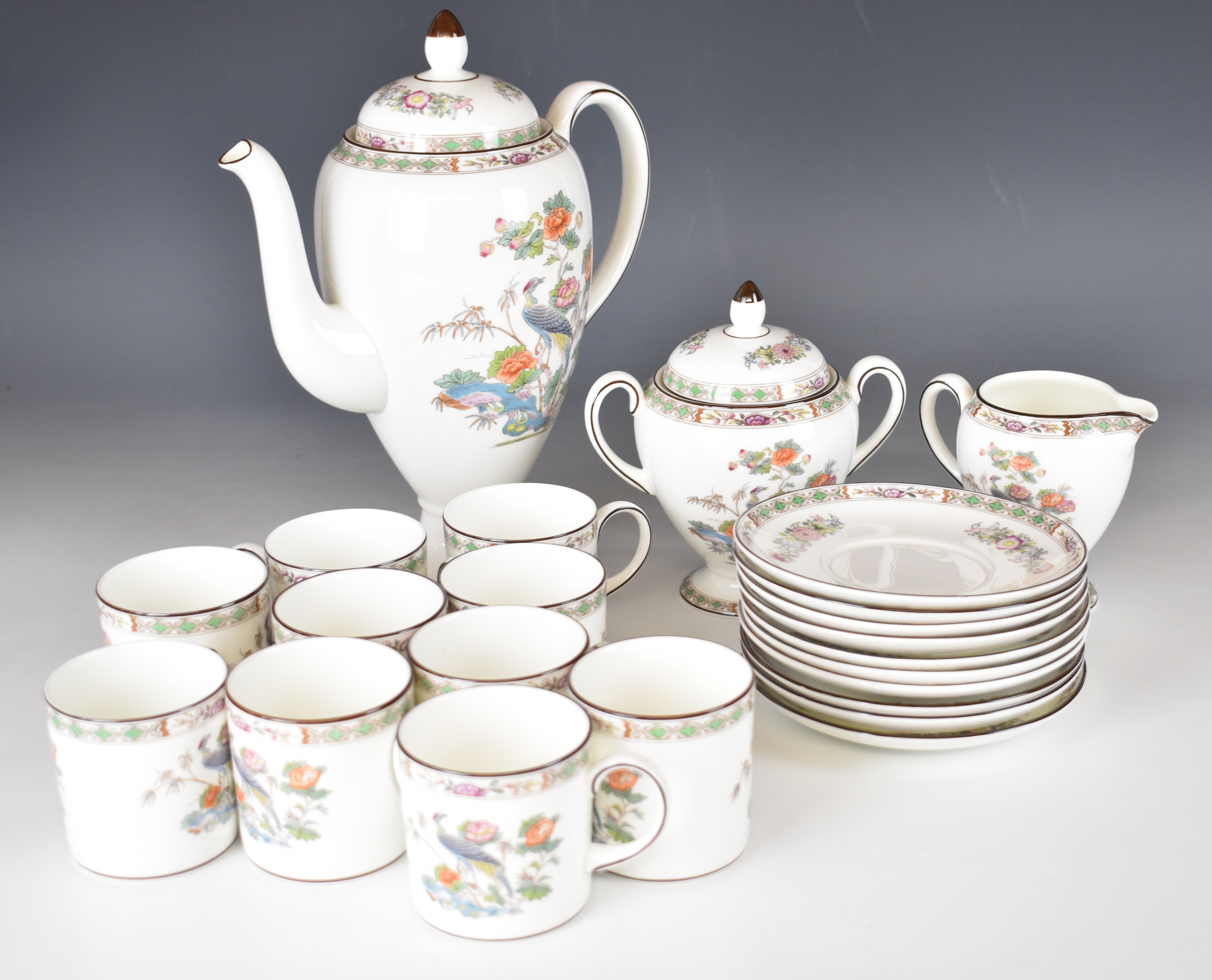 Wedgwood porcelain coffee set for ten, decorated in the Kutani Crane pattern, tallest 27cm - Image 9 of 16