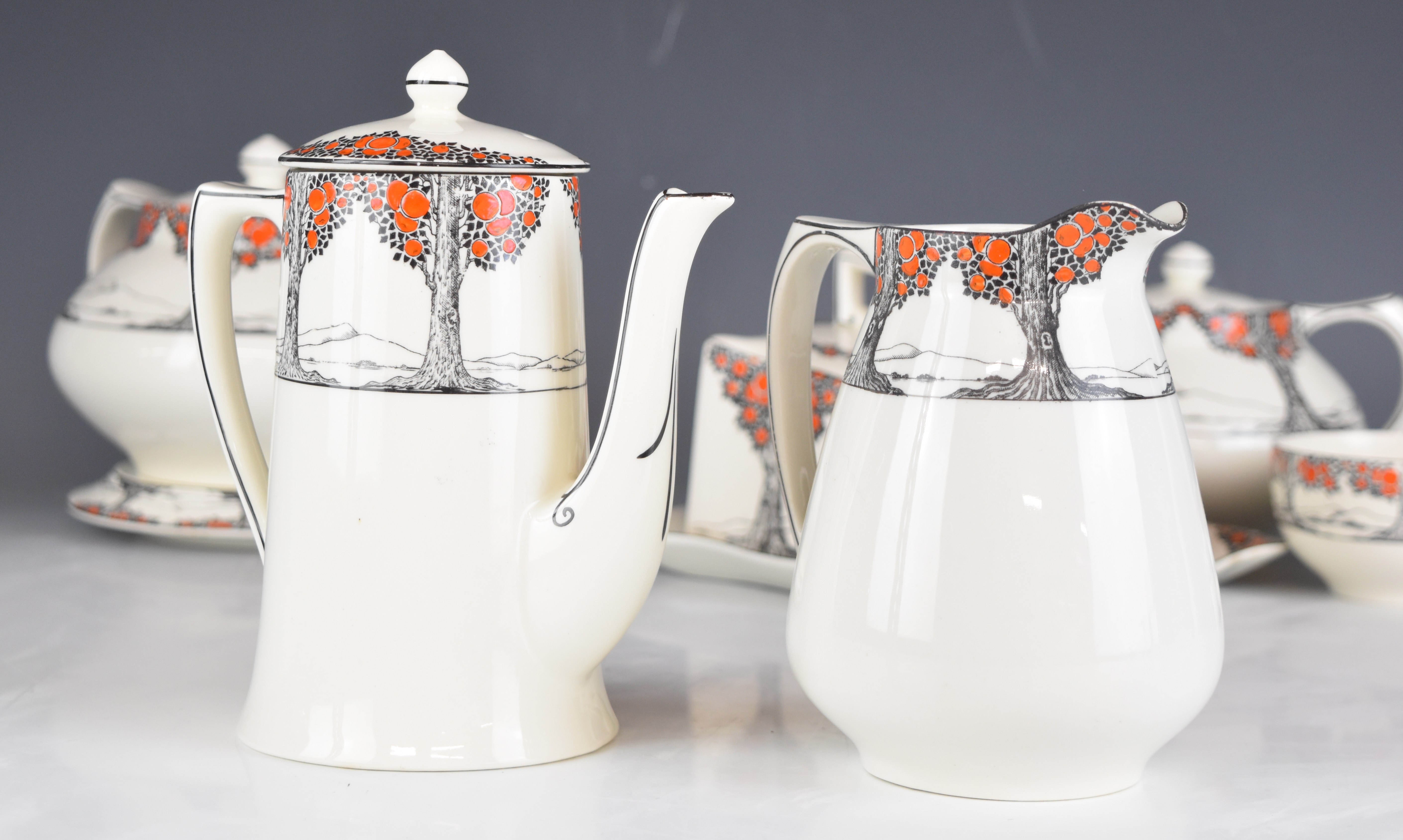 Crown Ducal dinner, tea and decorative ware decorated in the Orange Tree pattern including three tea - Image 10 of 24
