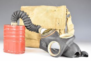 British WW2 respirator / gas mask marked No 4 III and dated 8/41, with canister and haversack
