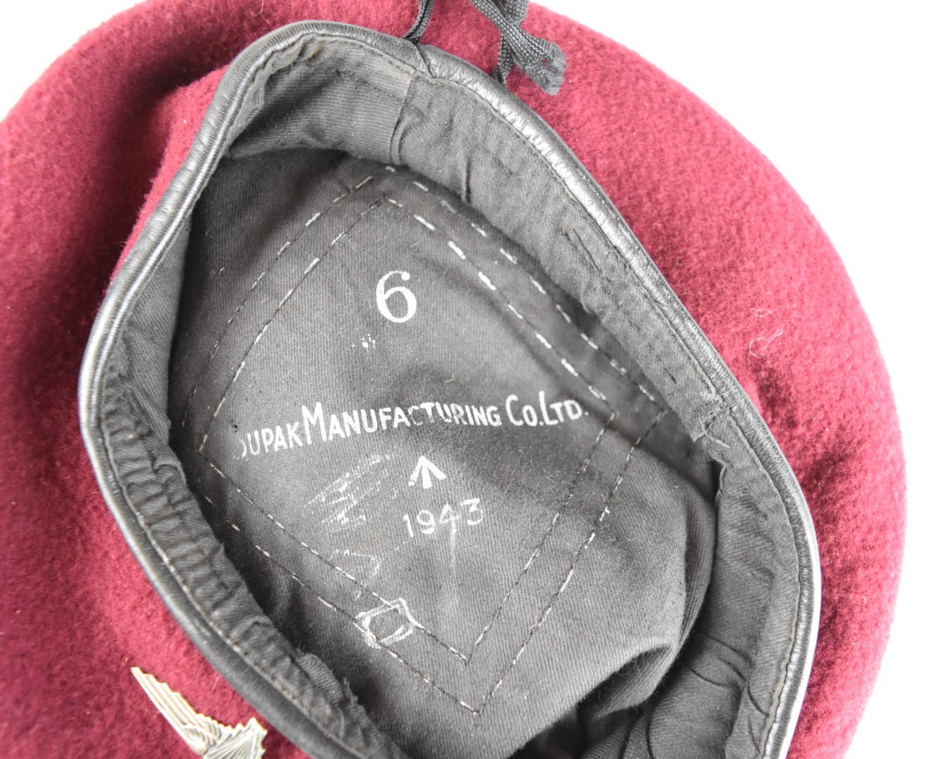 British Army WW2 Parachute Regiment beret by Supak Manufactoring Co Ltd, with broad arrow mark and - Image 4 of 4
