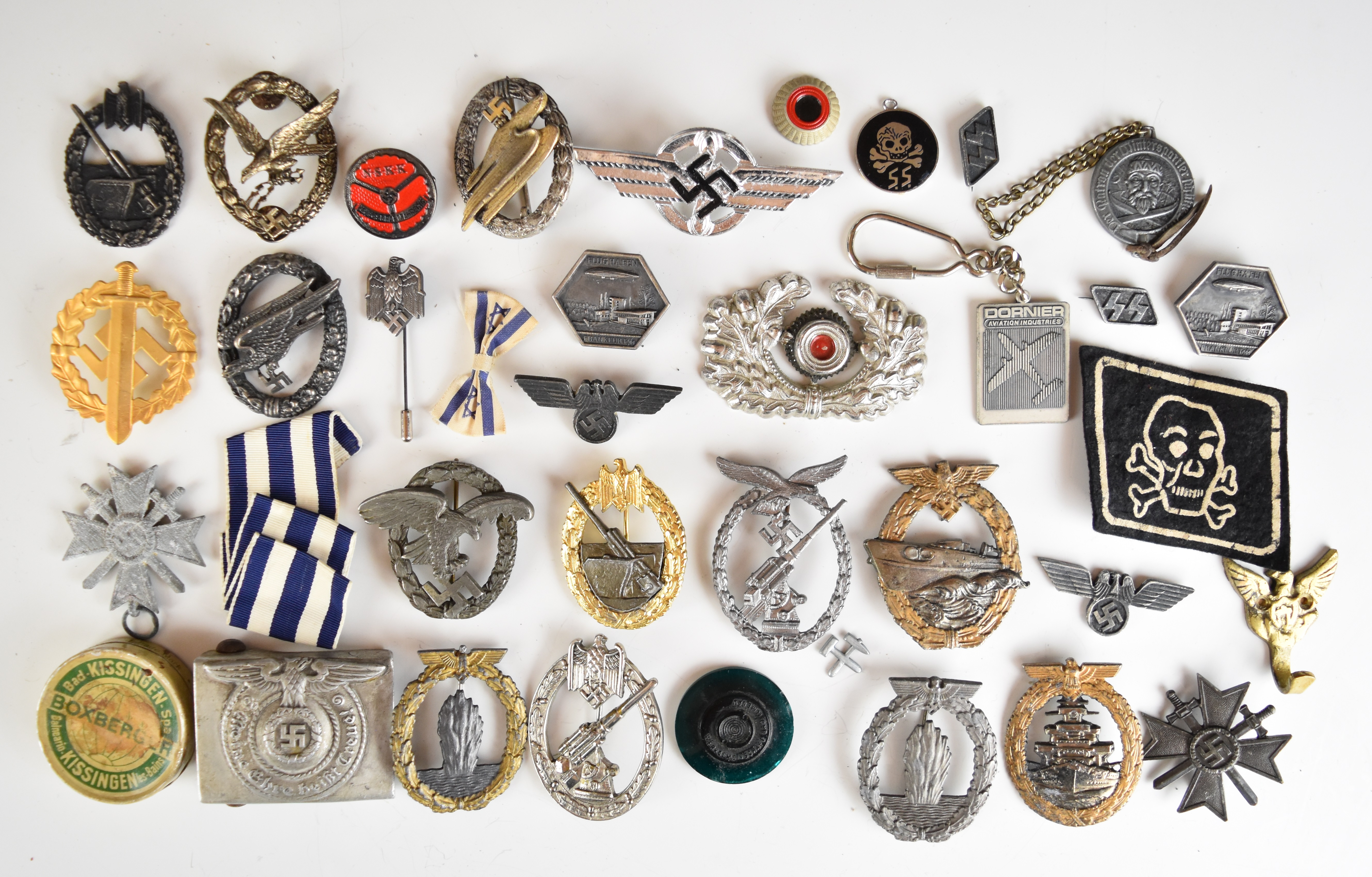 Replica German WW2 Nazi Third Reich badges, insignia and medals including High Seas Fleet, Artillery - Image 9 of 16