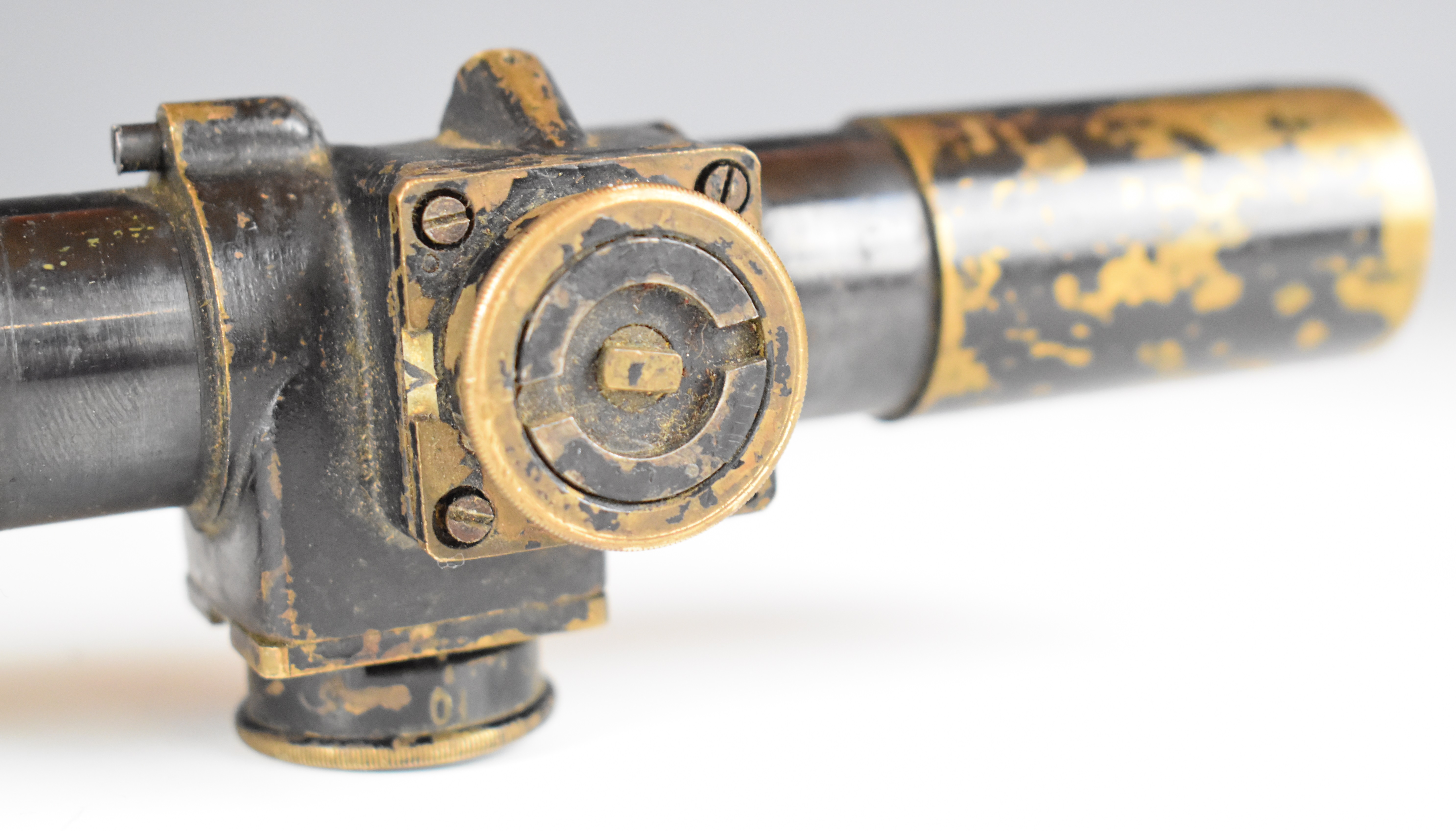 WWII No. 32 Mk II Lee-Enfield adjustable sniper rifle scope stamped 'Tel Stg No 32 MK.II HBMCo OS - Image 5 of 14