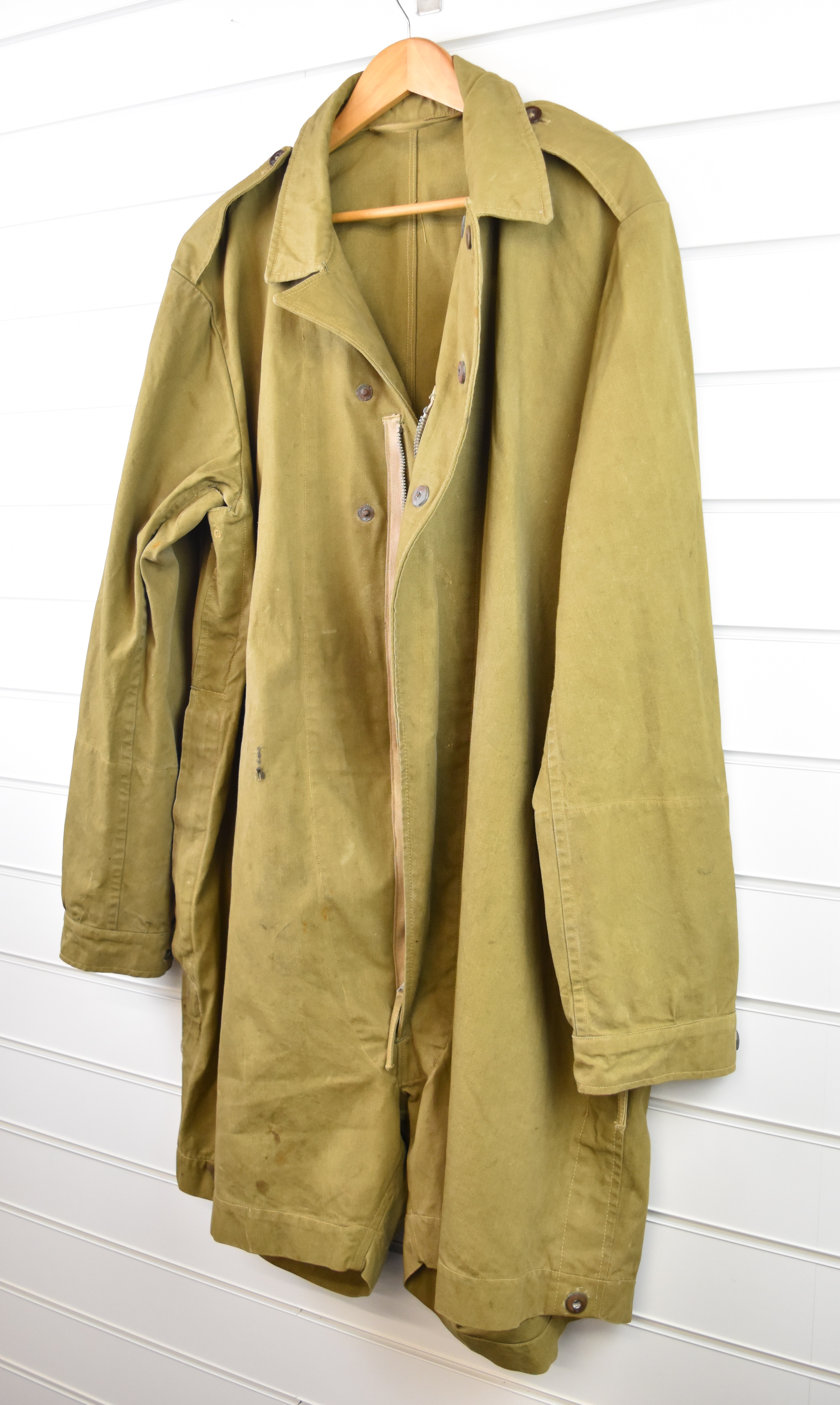 British WW2 Airborne 1st pattern 'Step In' paratrooper's smock with storm cuffs, ventilated underarm - Image 2 of 18