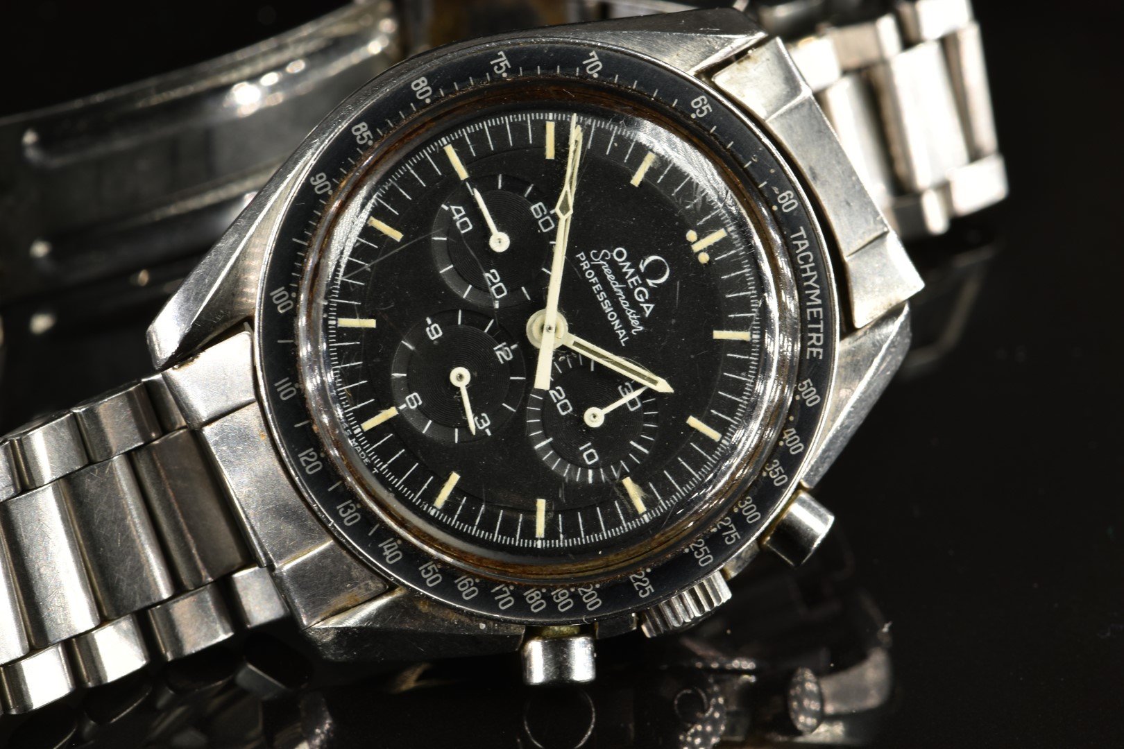 Omega Speedmaster Professional gentleman's chronograph wristwatch ref. 145.022 with black tachymetre - Image 9 of 13