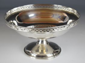 Mappin & Webb George V hallmarked silver tazza with pierced border, Birmingham 1922, diameter