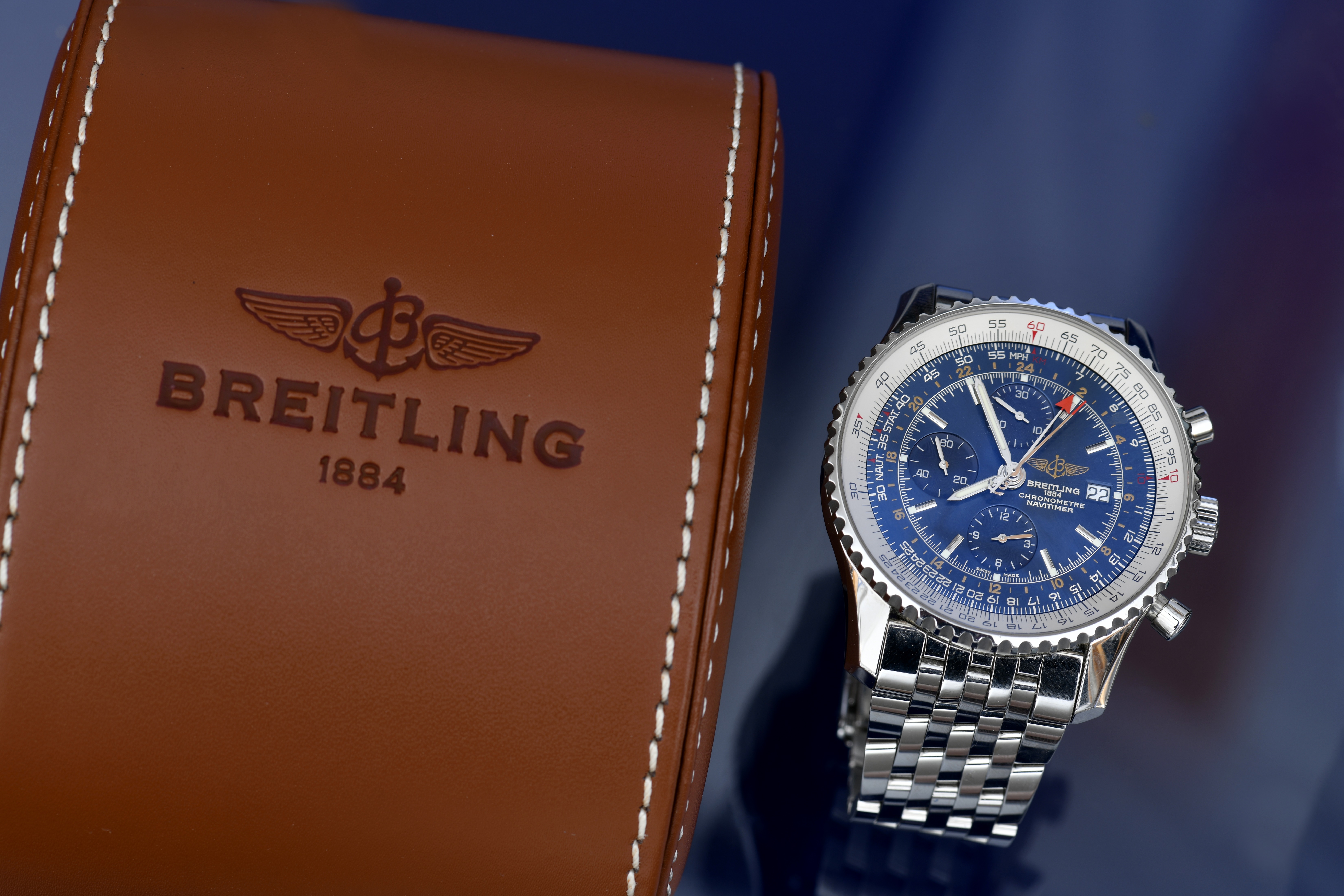 Breitling Navitimer World gentleman's automatic chronograph wristwatch ref. A24322 with date